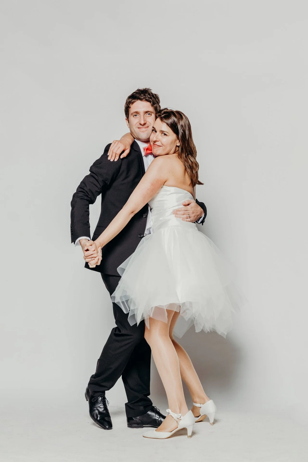 Portrait de couple en studio et studio photo mobile lors de votre réception de mariage pour réaliser un portrait élégant de vos invités