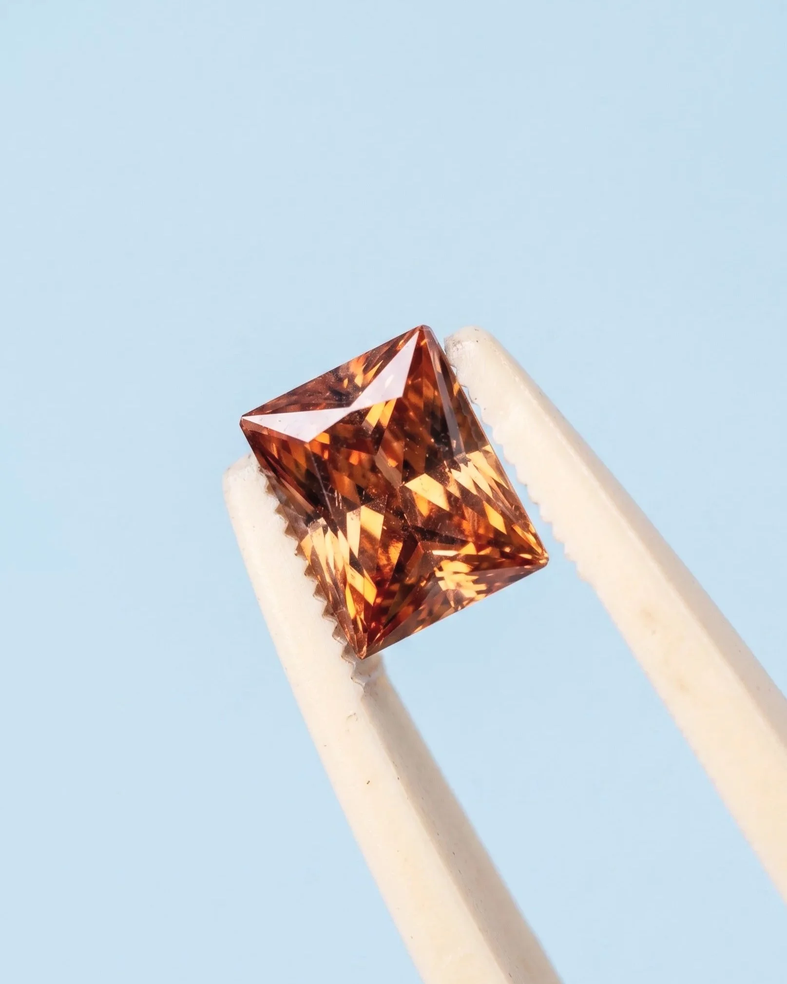 champagne-gemstone.jpg