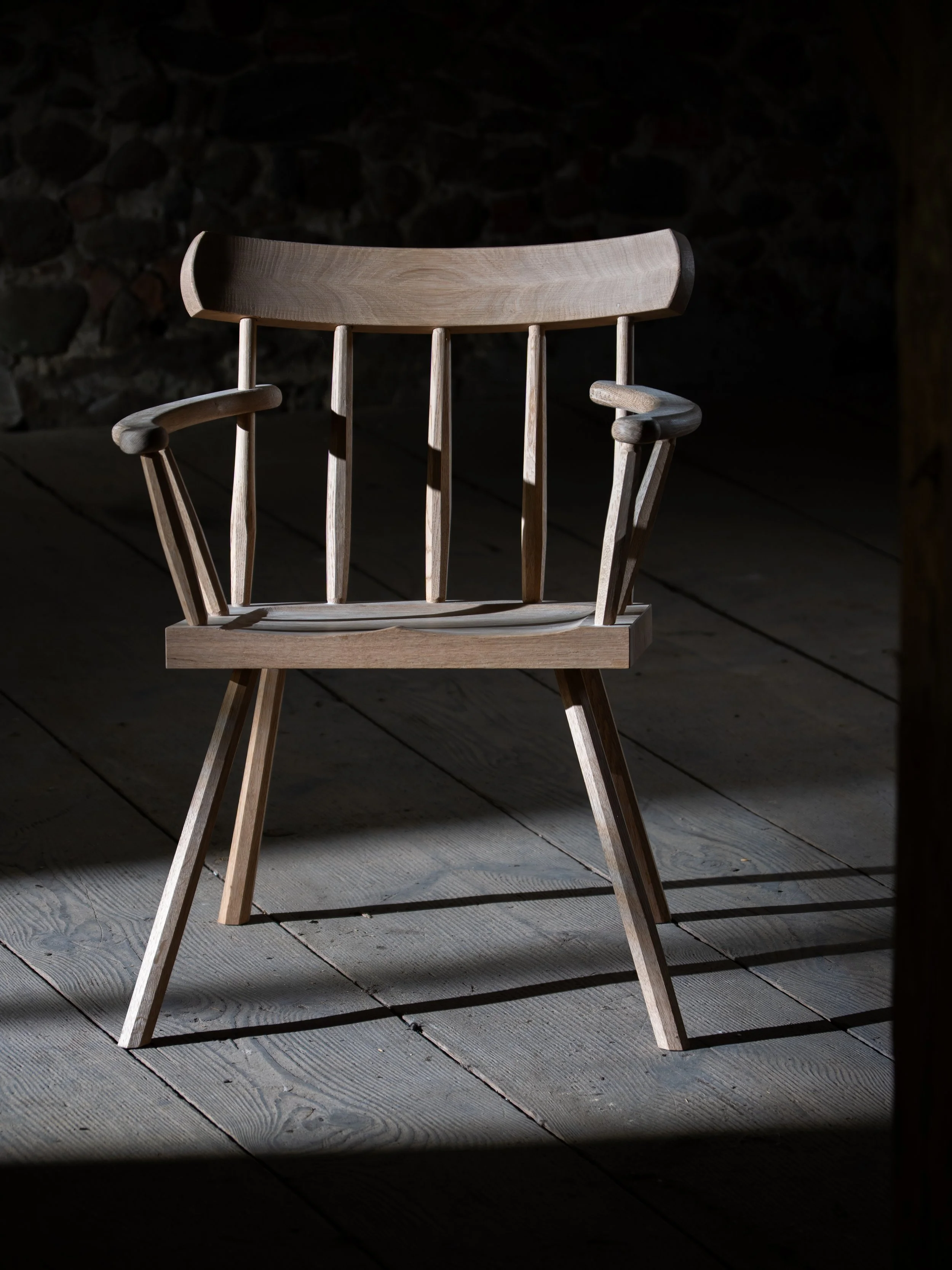 Irisch inspirierter Holzstuhl (Stick Chair) aus Eiche
