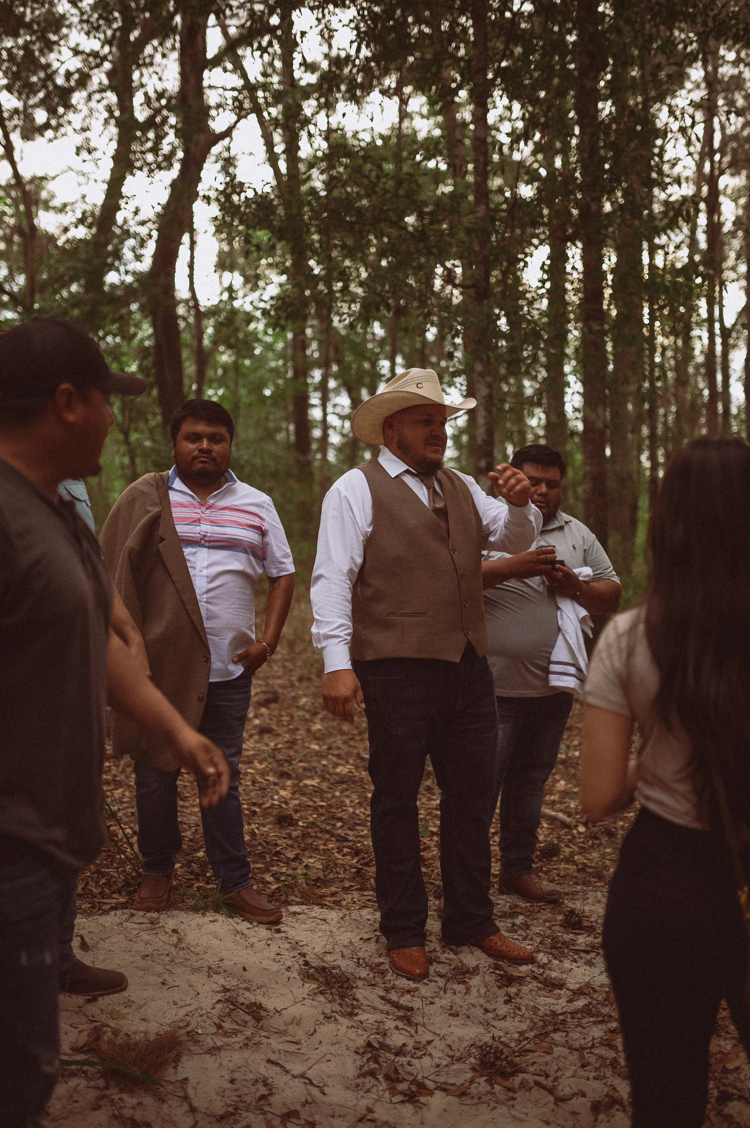 destination-elopement-photographer-10.jpg