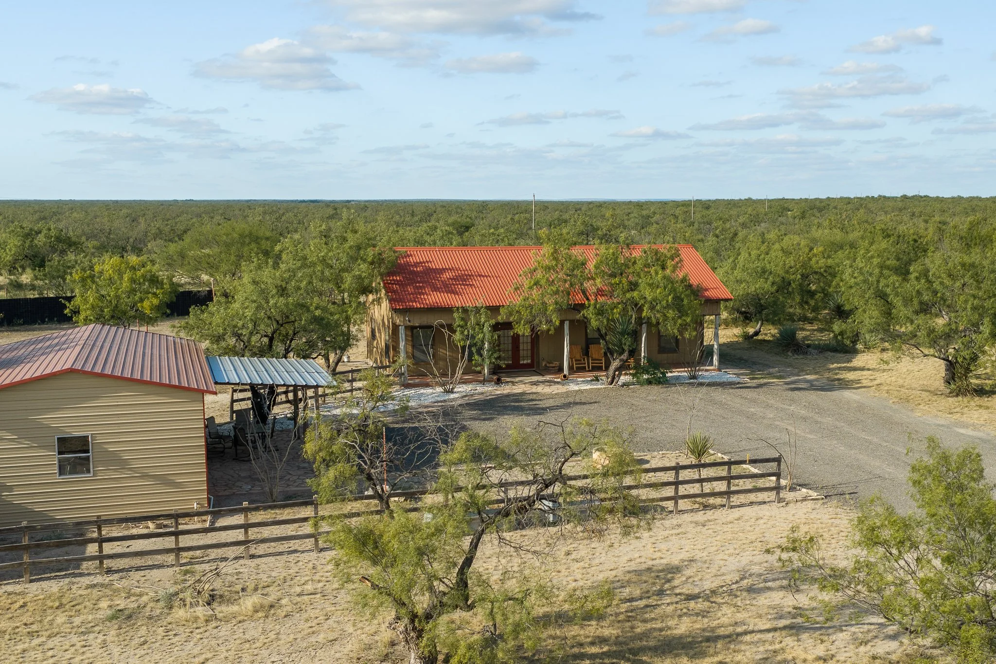 Blue_Rooster_Ranch-42.jpg