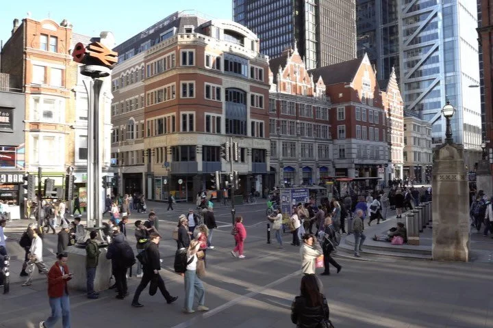Liverpool Street on the move. London. May 2025.

#london #city #photography #londoncity #station #train #liverpoolstreet #shoreditch #street #streetphotography #people #citylife #photographer #culture #art #artist #photo #video