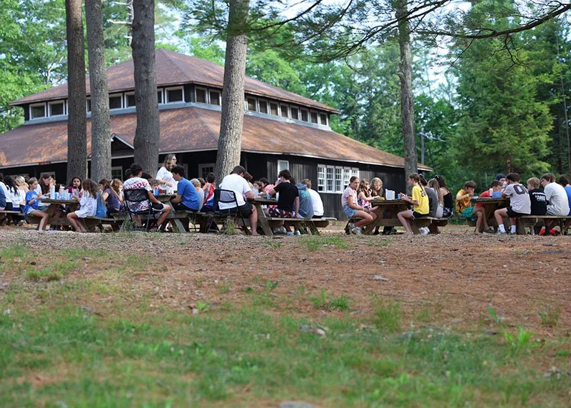 Camp picnic tables