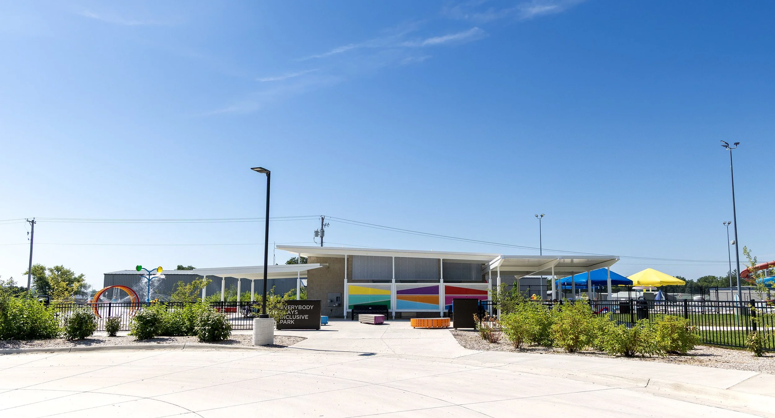 1G9A2374_entry from parking.jpg