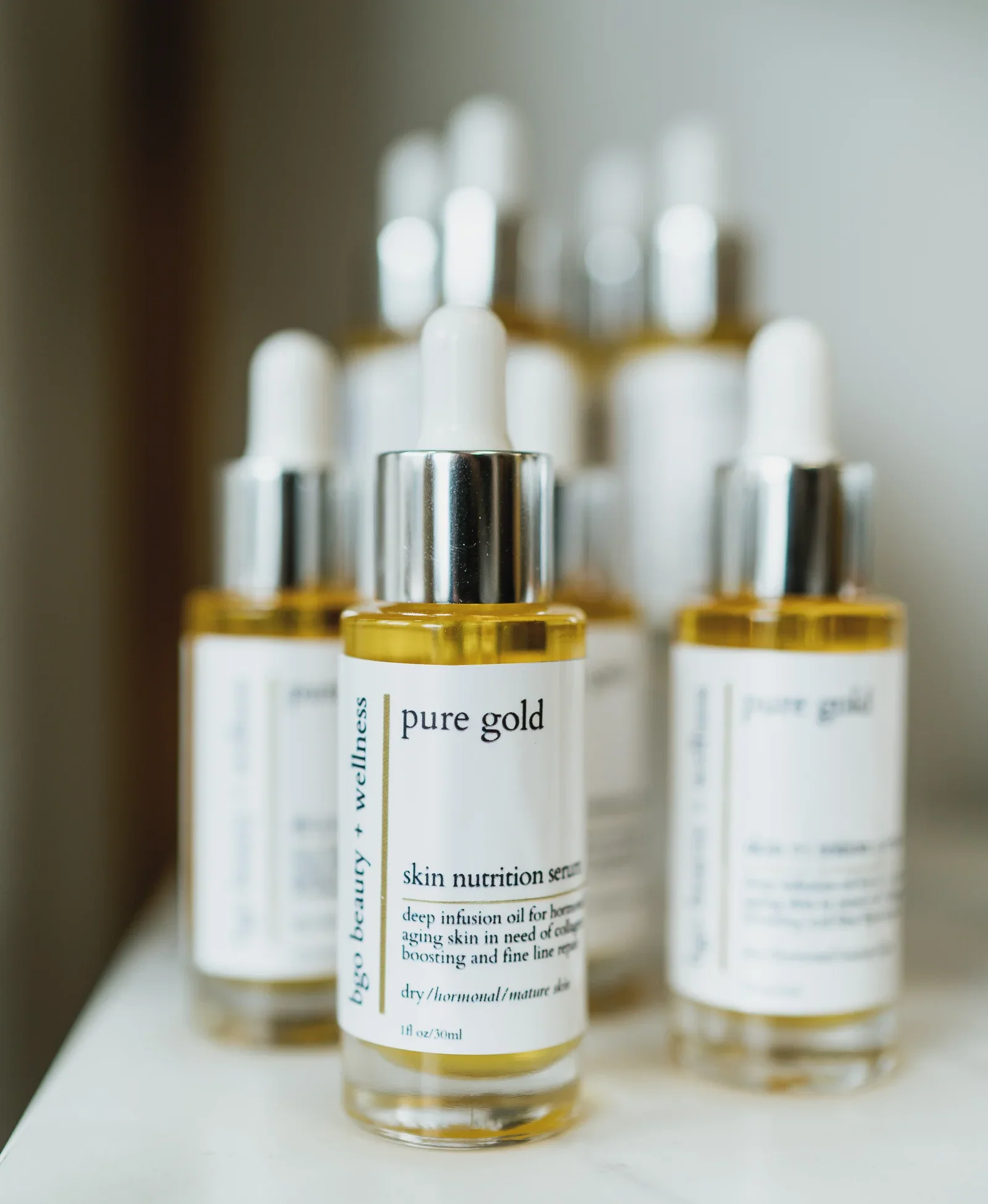 Pure Gold Radiance Serum