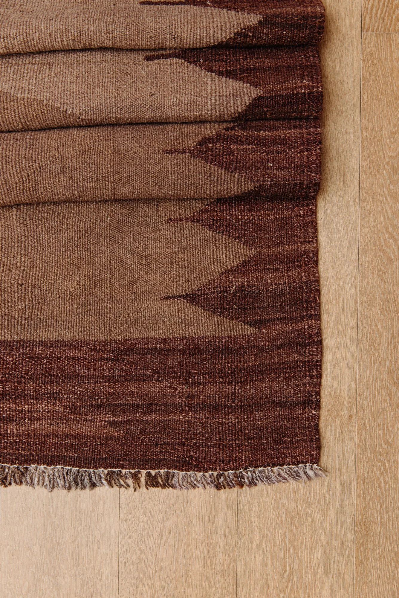 Antique Chestnut Hand Woven Rug