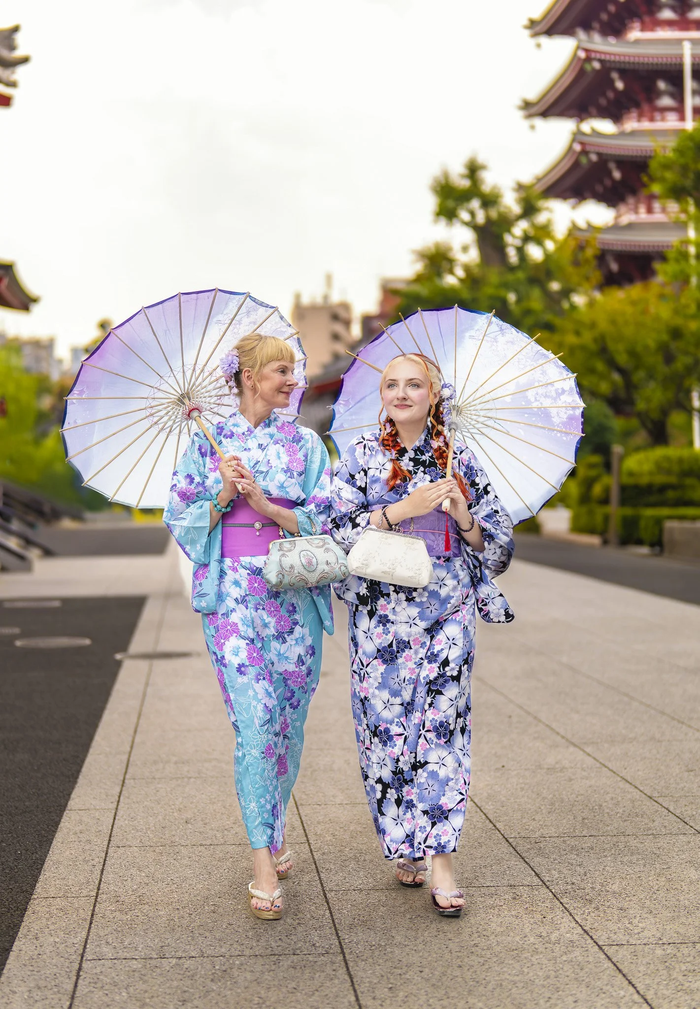 Mother and daughter kimono photoshoot in Tokyo