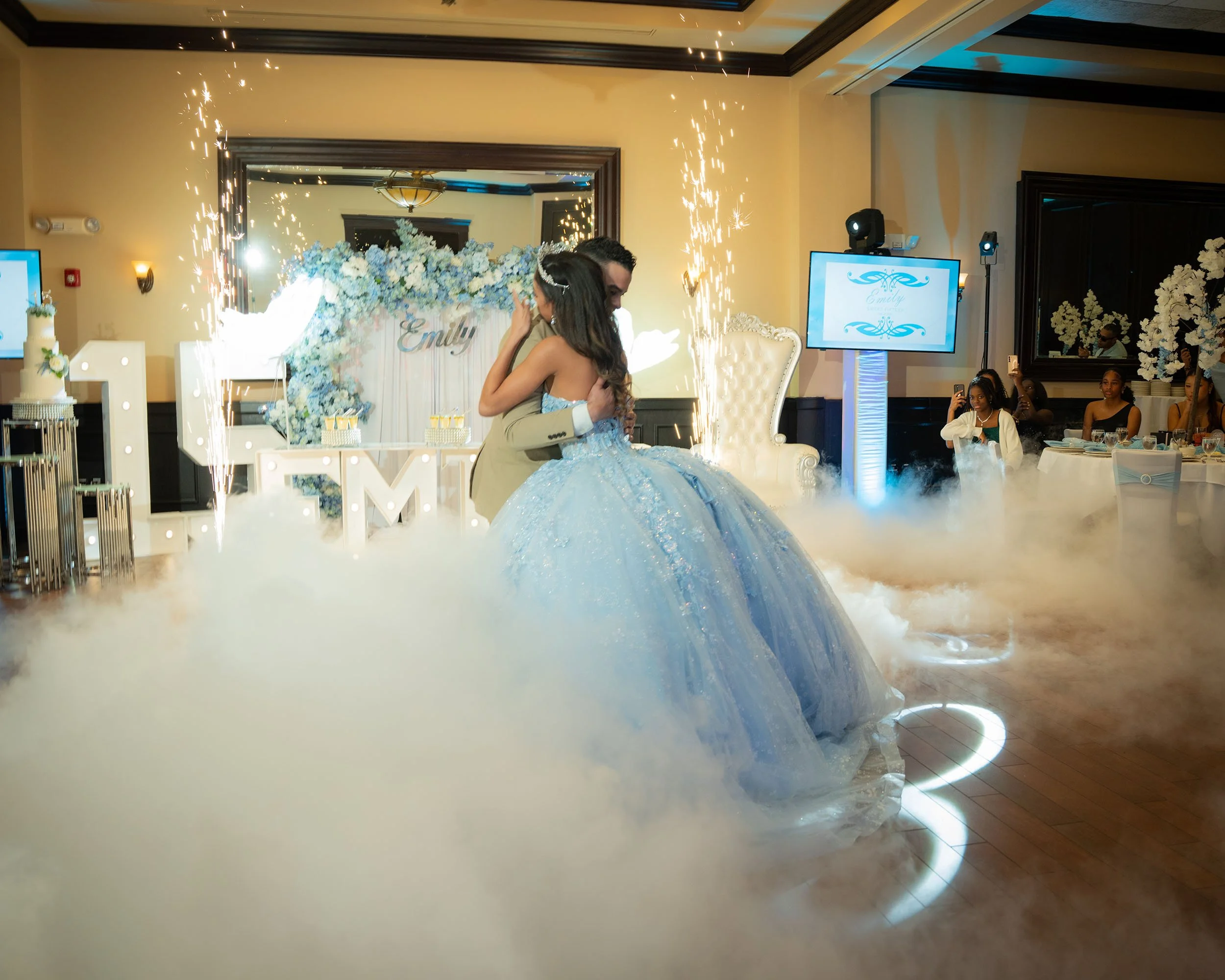 Emely15-238.jpg