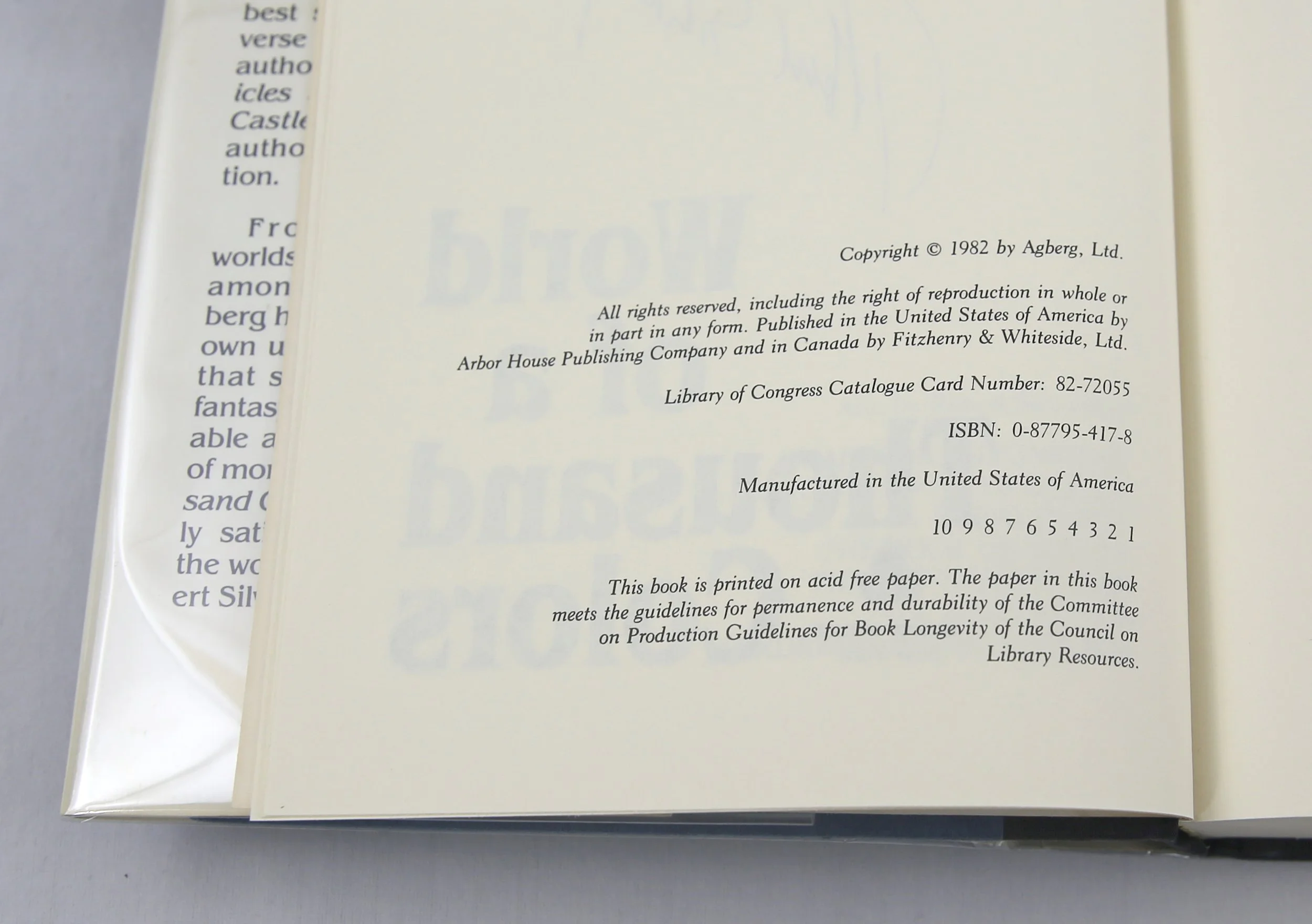 SIGNED 1982 World of a Thousand Colors HC - Robert Silverberg 1st Edition