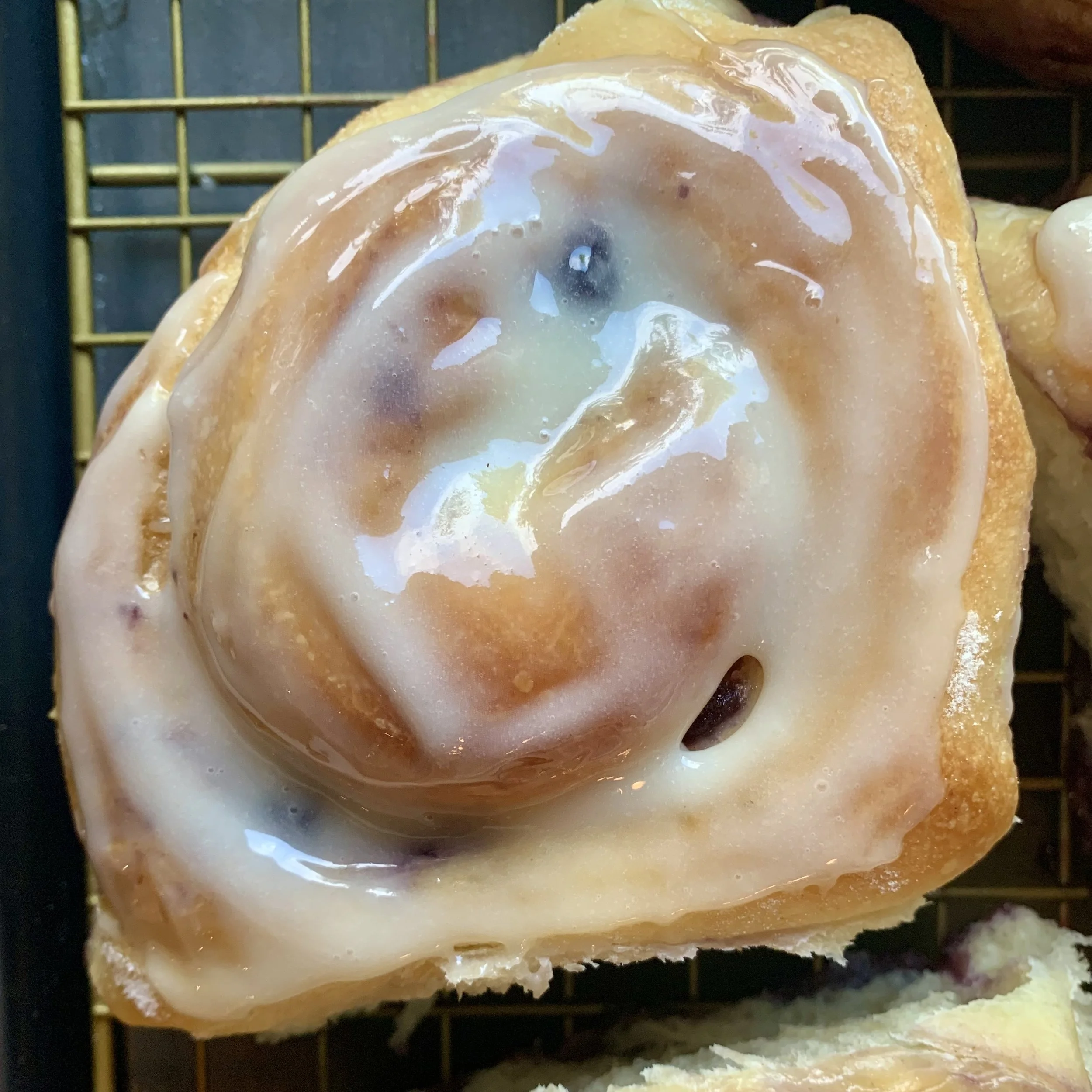 Lavender Blueberry Sourdough Buns (6)