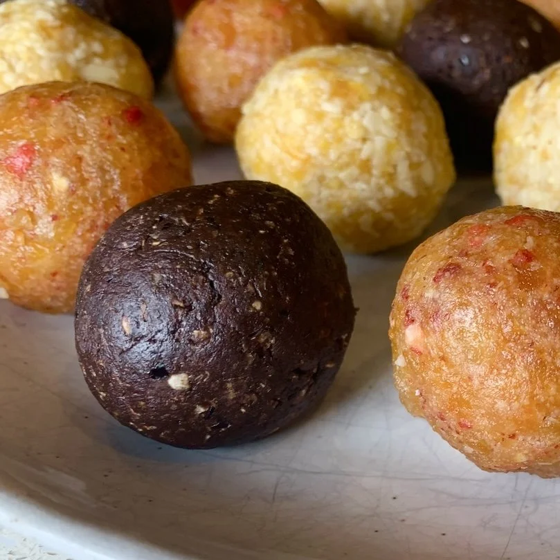 Nut-Free Chocolate Energy Bites (6)