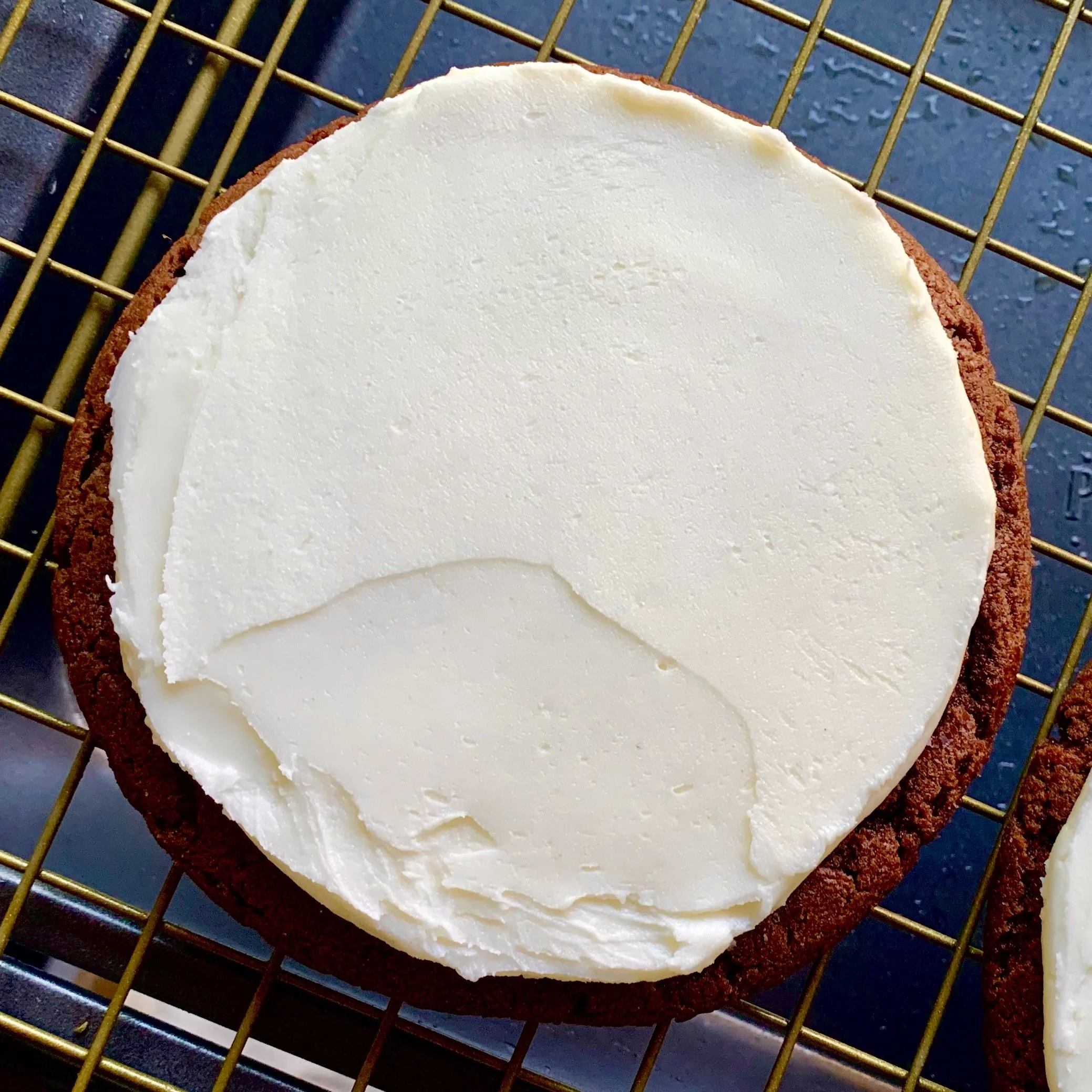 Frosted Red Velvet Cookies (6)