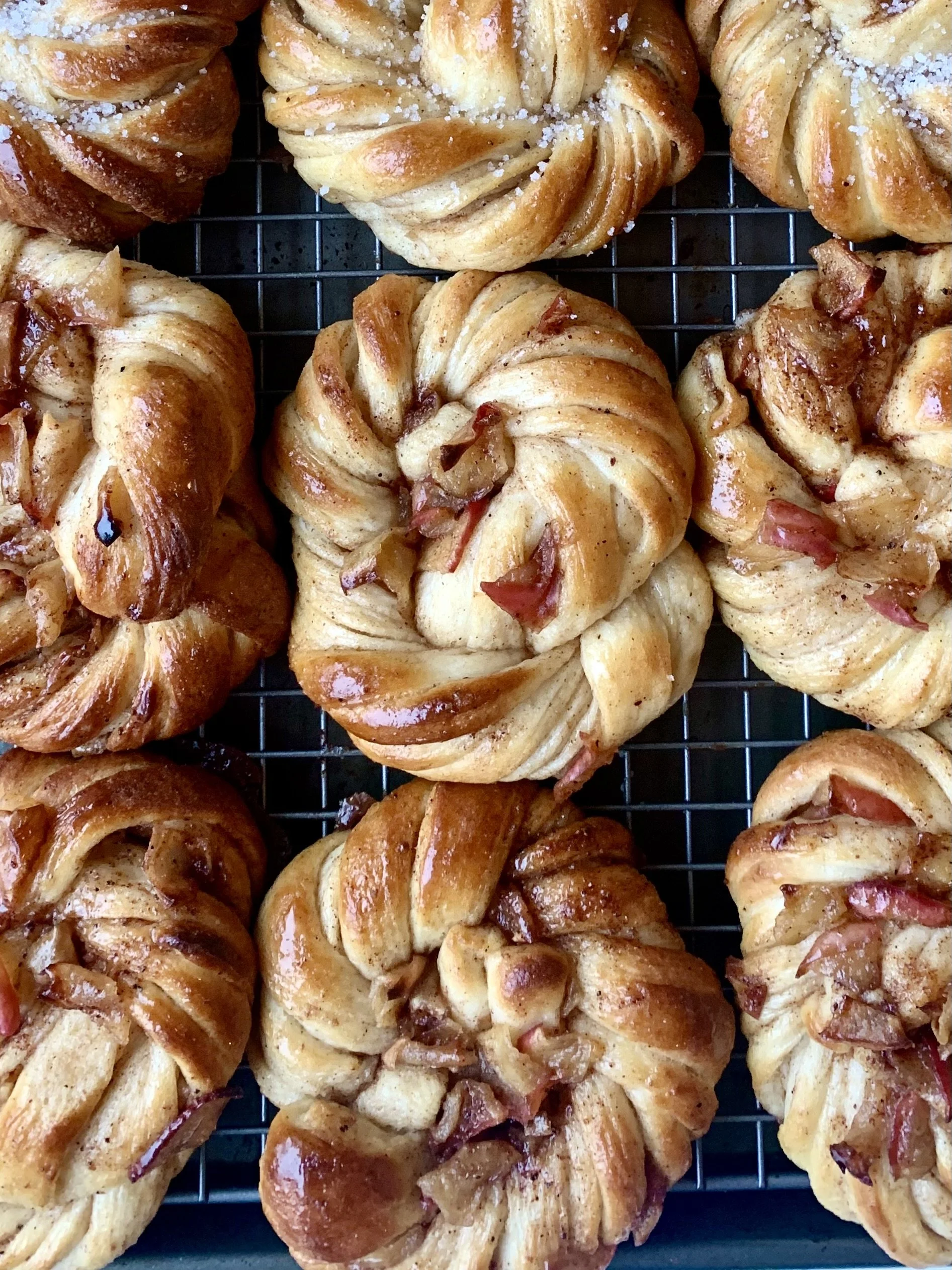 Nutmeg Apple Knots (6)