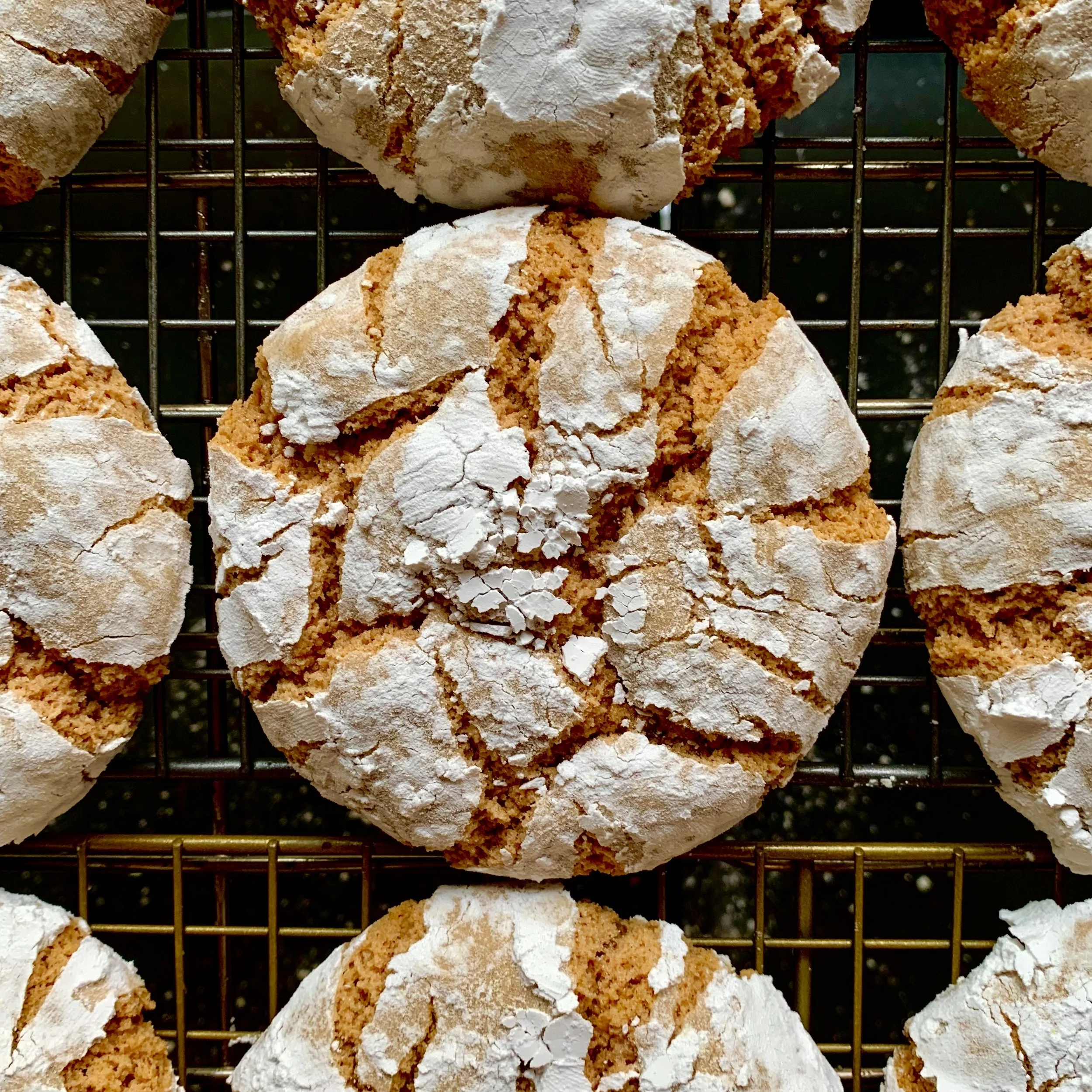 NEW: Gluten Free Pumpkin Crinkle Cookies (Seasonal flavour) (6)