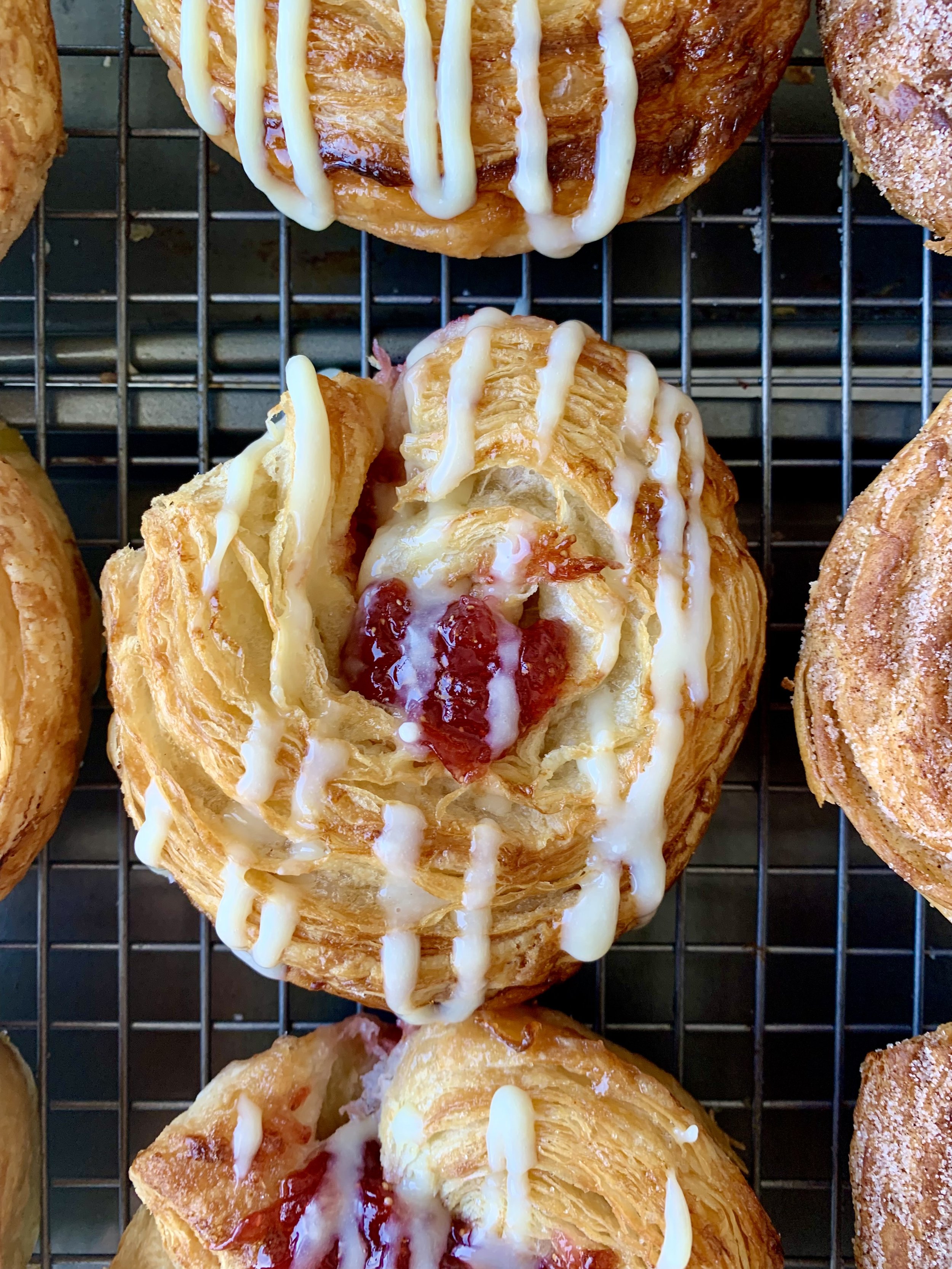 NEW: Strawberry Lemon Cruffins (6)