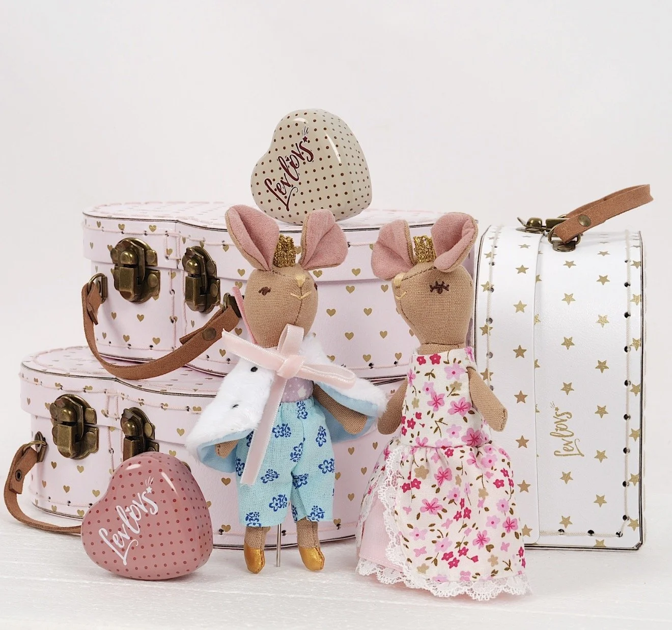 Prince and Princess Mice in Case