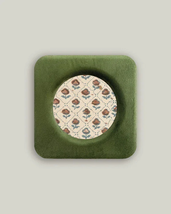 Green-Velvet-4x4 (1).webp