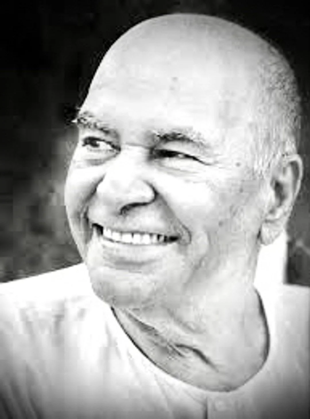 Papaji

"Just as a bird leaves no trail in the sky as it flies, the true teaching leaves no trace in memory. The teaching must have no teacher and no student. If the teaching comes from the past or memory or concept, it is preaching not teaching. Thi