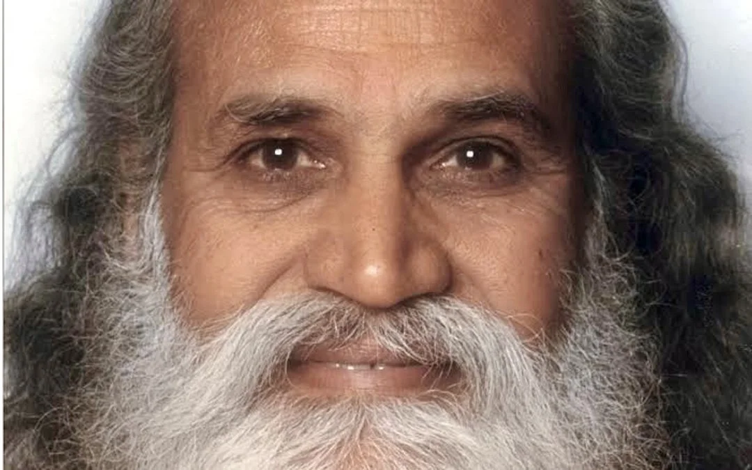Sri Gurudev Swami Satchinanda Maharaj

“Devotion gradually progresses to higher levels... One type goes to God and asks Him to remove his suffering. Another one will ask for money or material things. A third will request liberation or release from hi