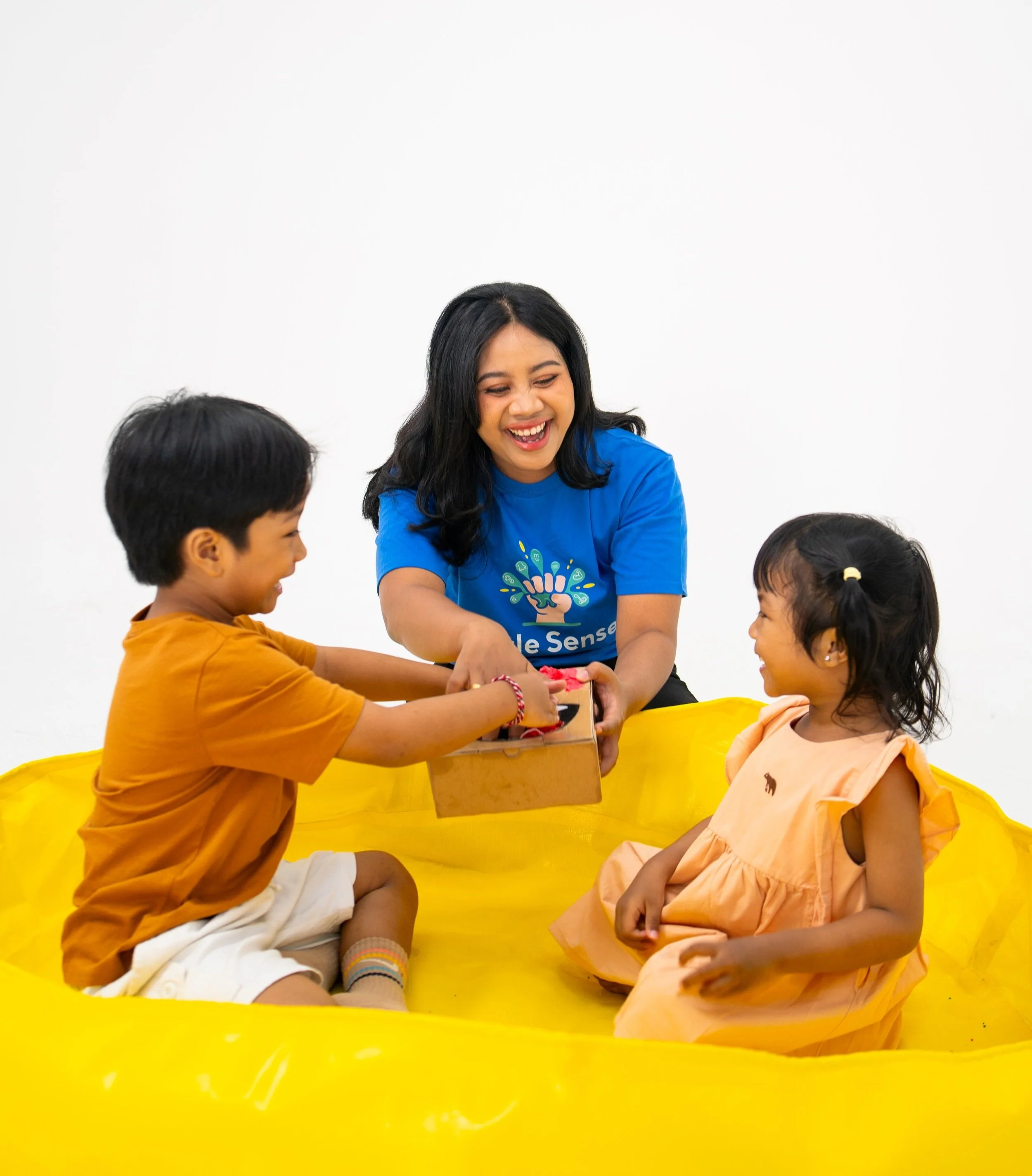 sibling session little senses bali