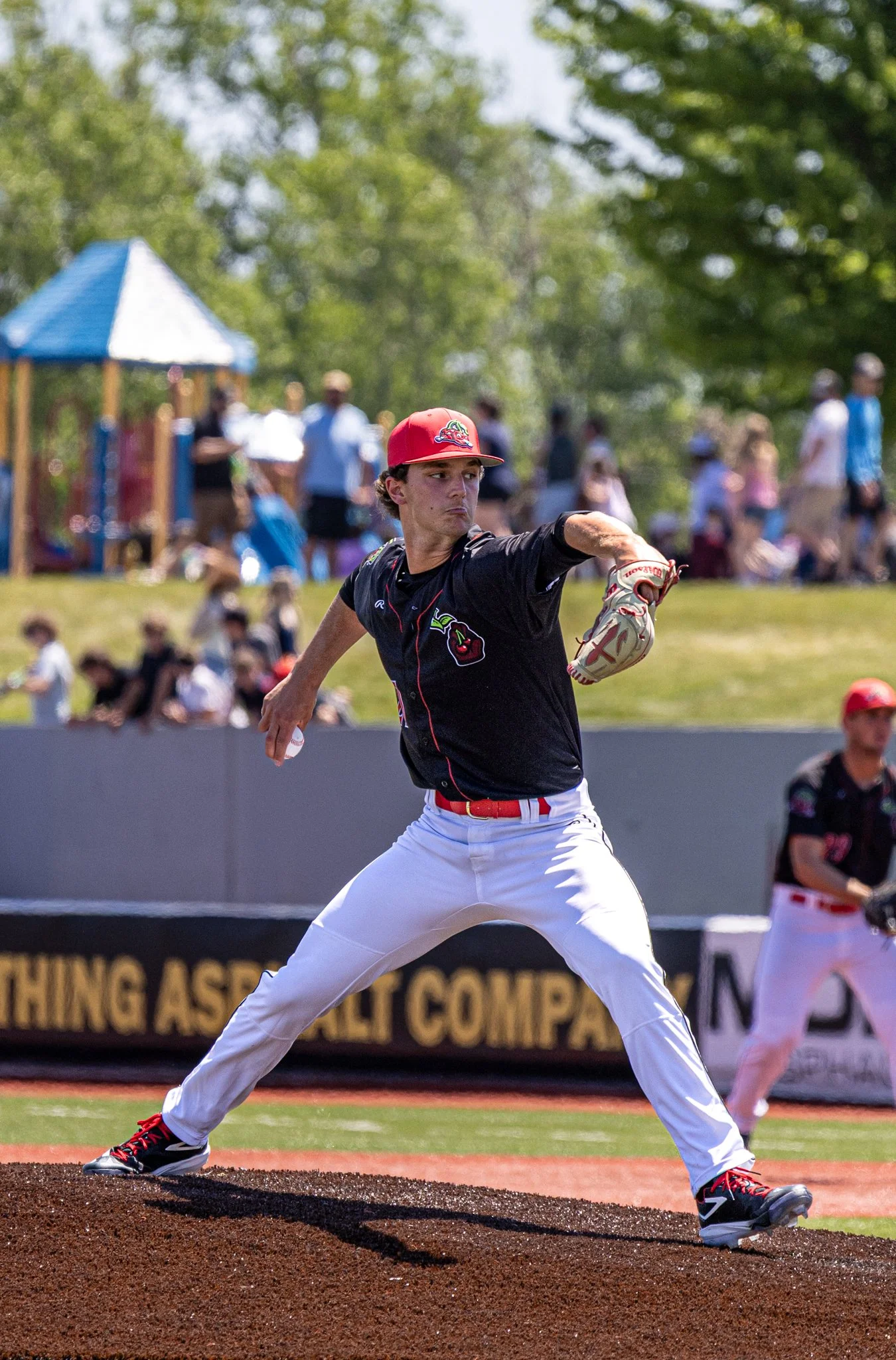 spindler_jake_pitching.jpg