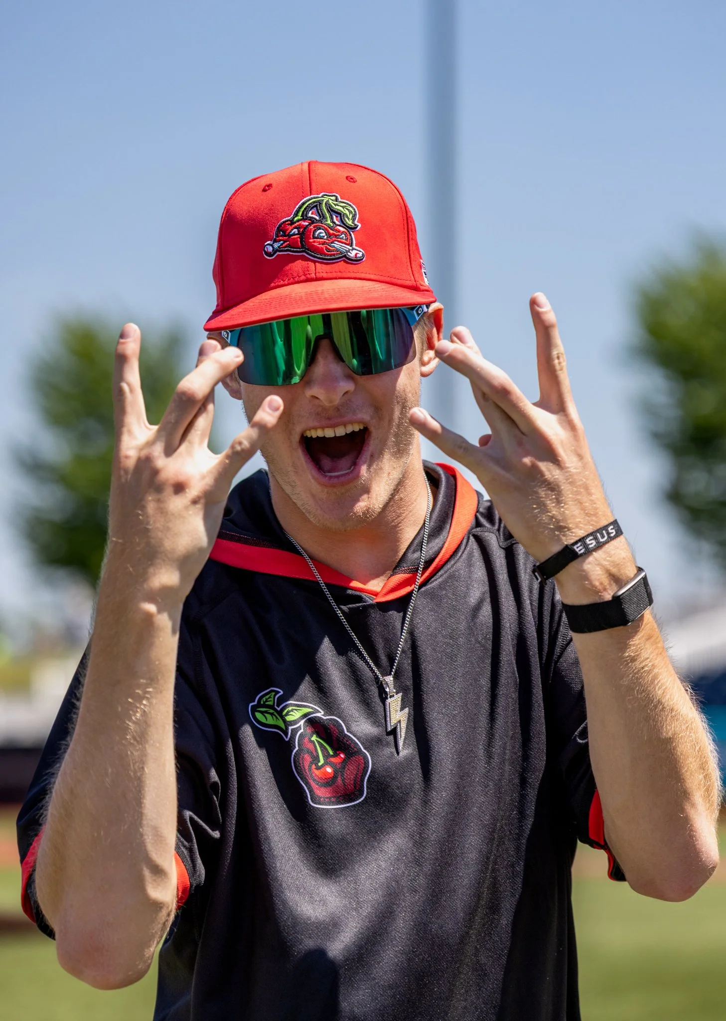 morris_miles_celly.jpg