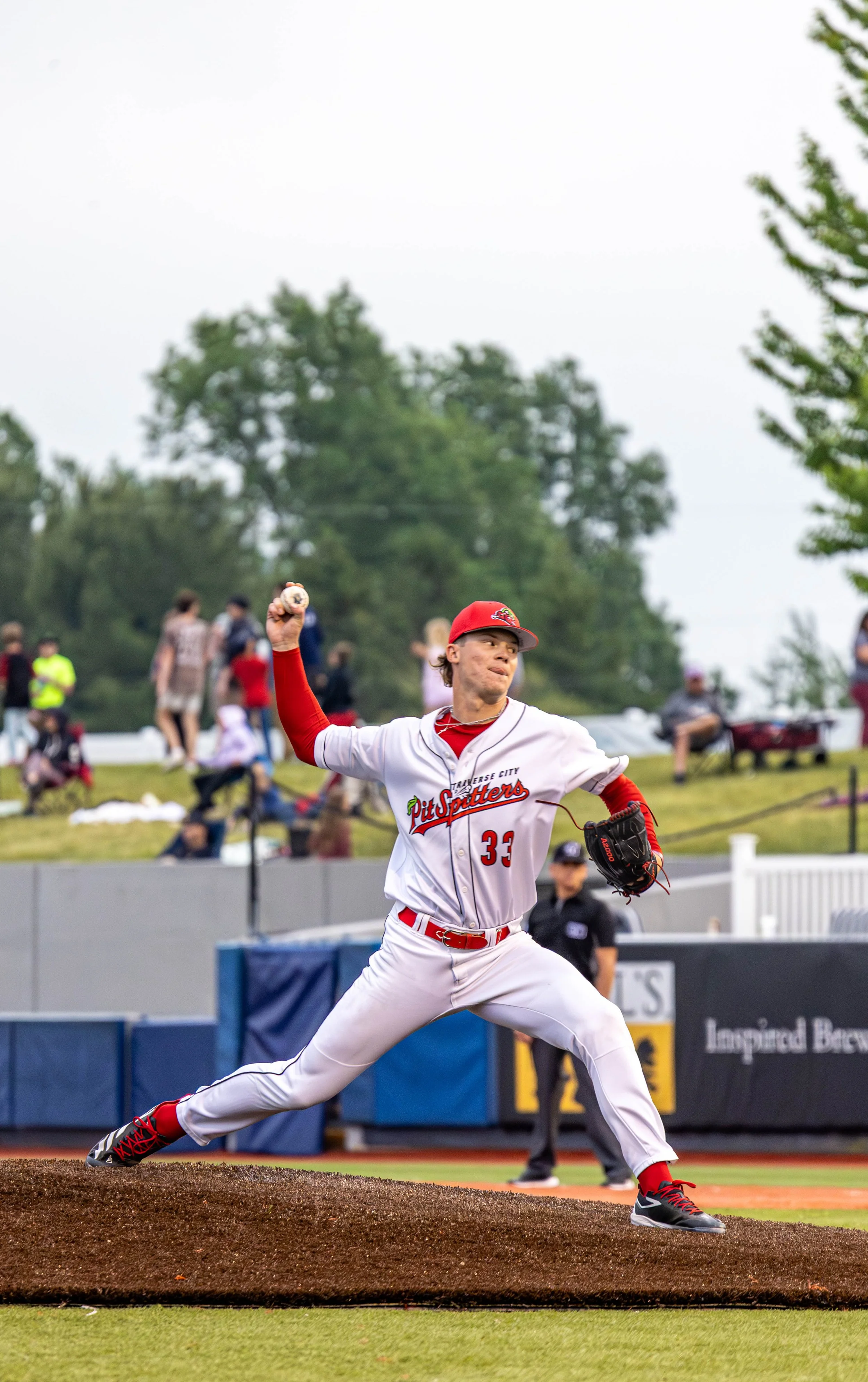 splinder jake pitching 2.jpg