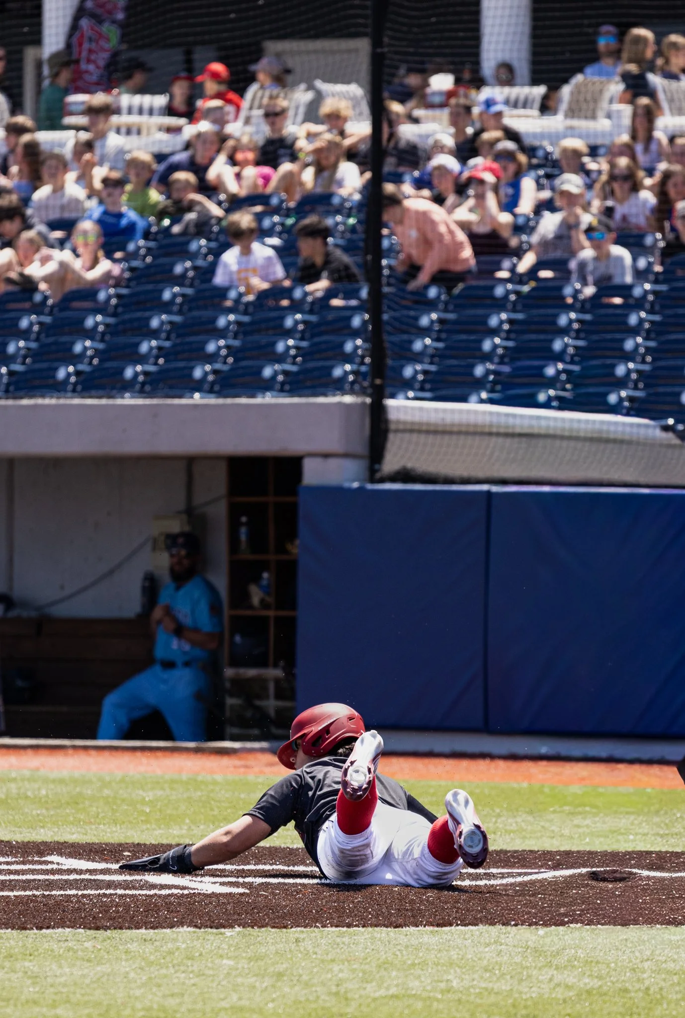 gerrick_noah_sliding to base.jpg