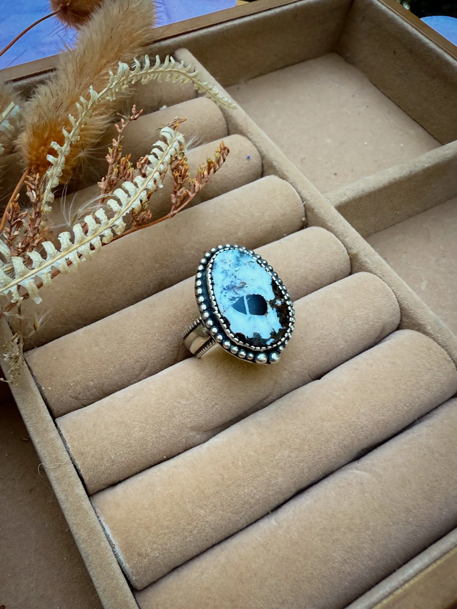 White Buffalo Ring – Sterling Silver Thick Pattern Band