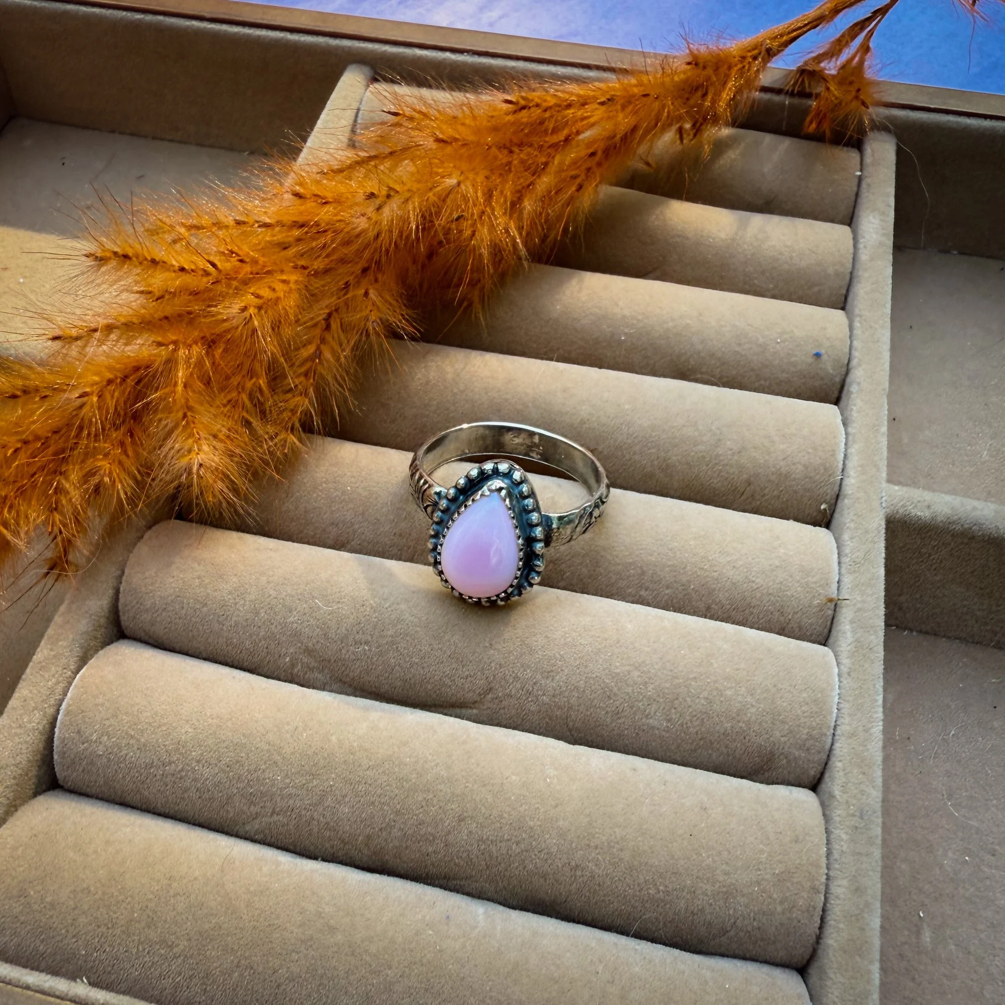 pink-conch-sterling-silver-pattern-band-stacker-ring.jpg