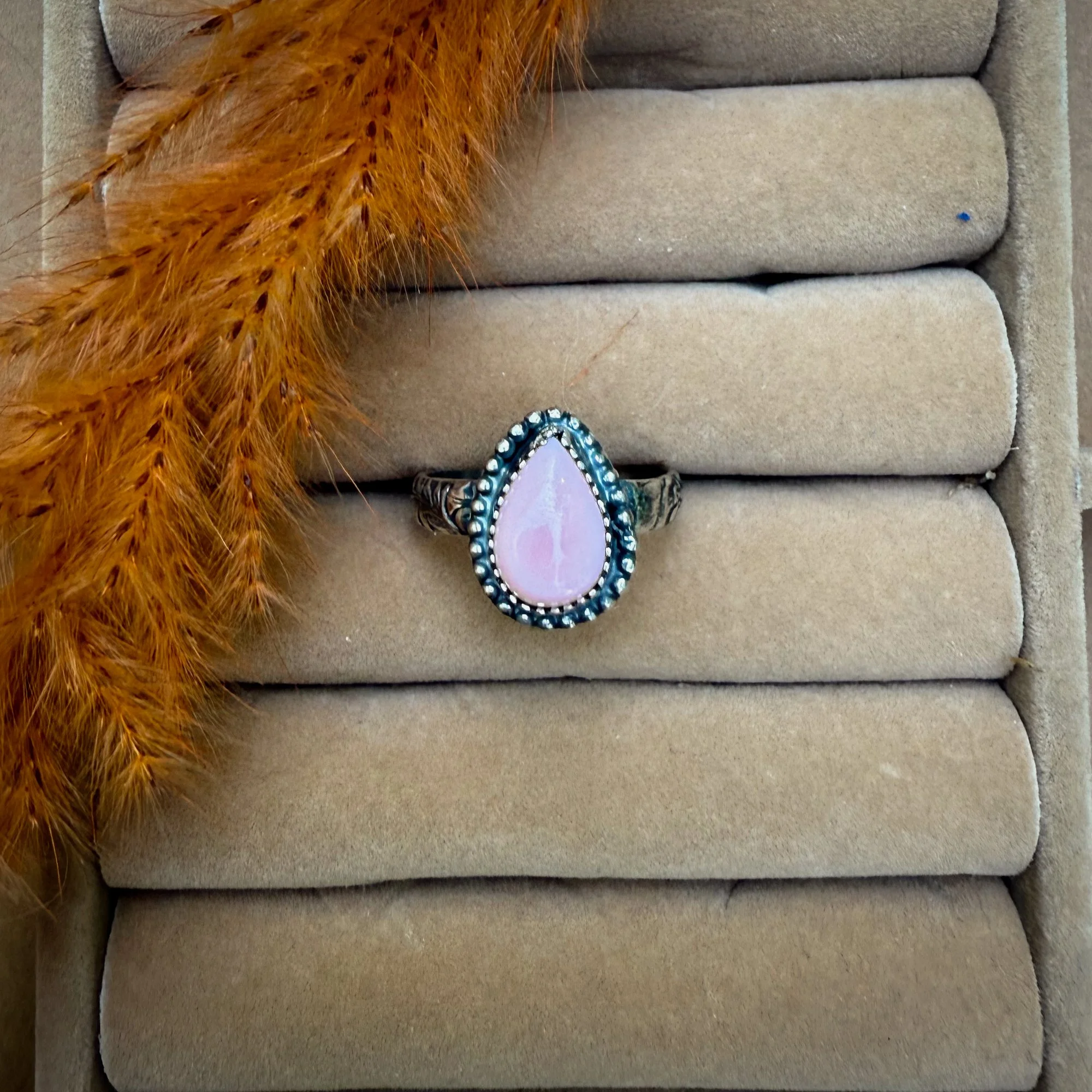 pink-conch-sterling-silver-pattern-band-stacker-ring-3.jpg