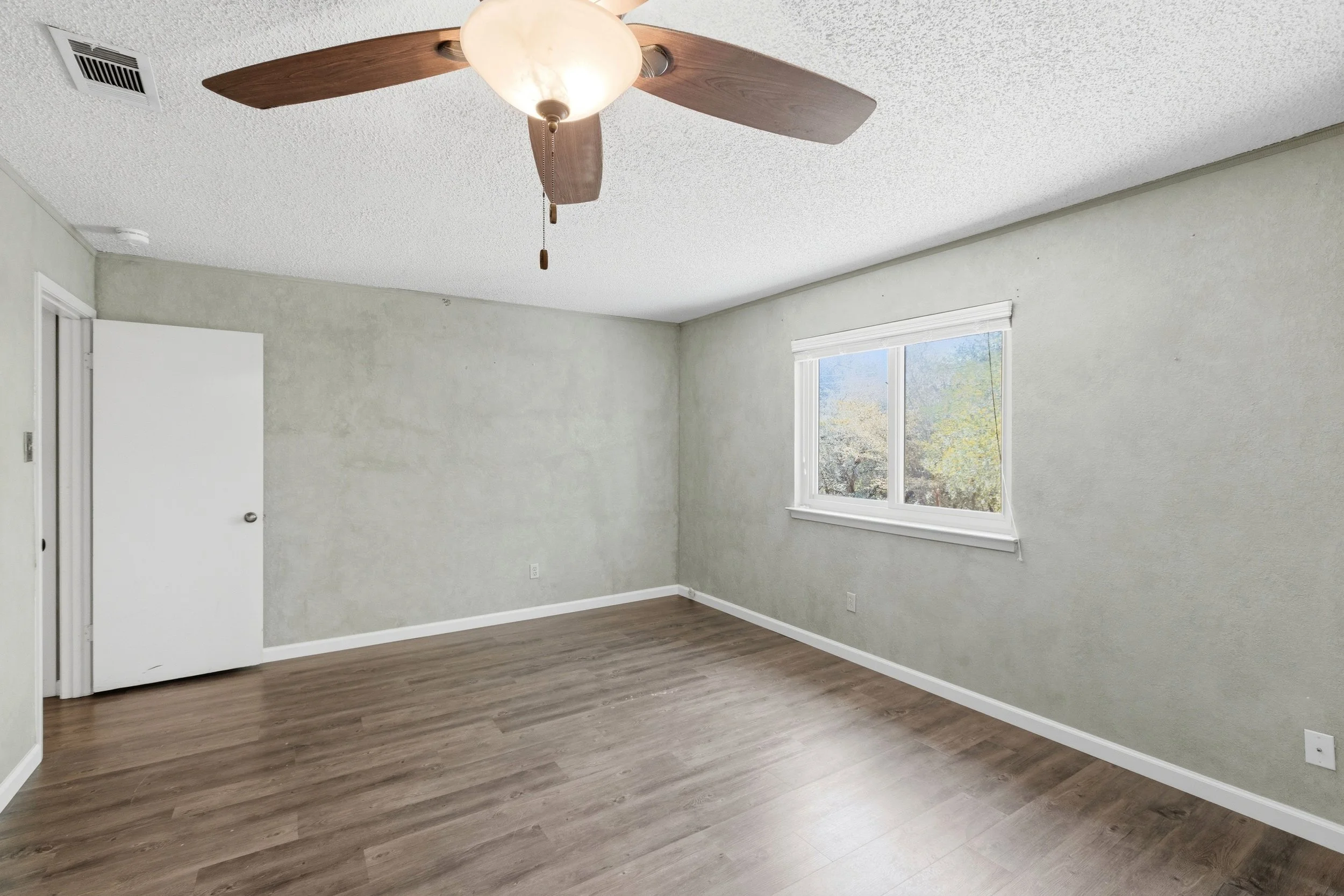 Home-8873.jpg