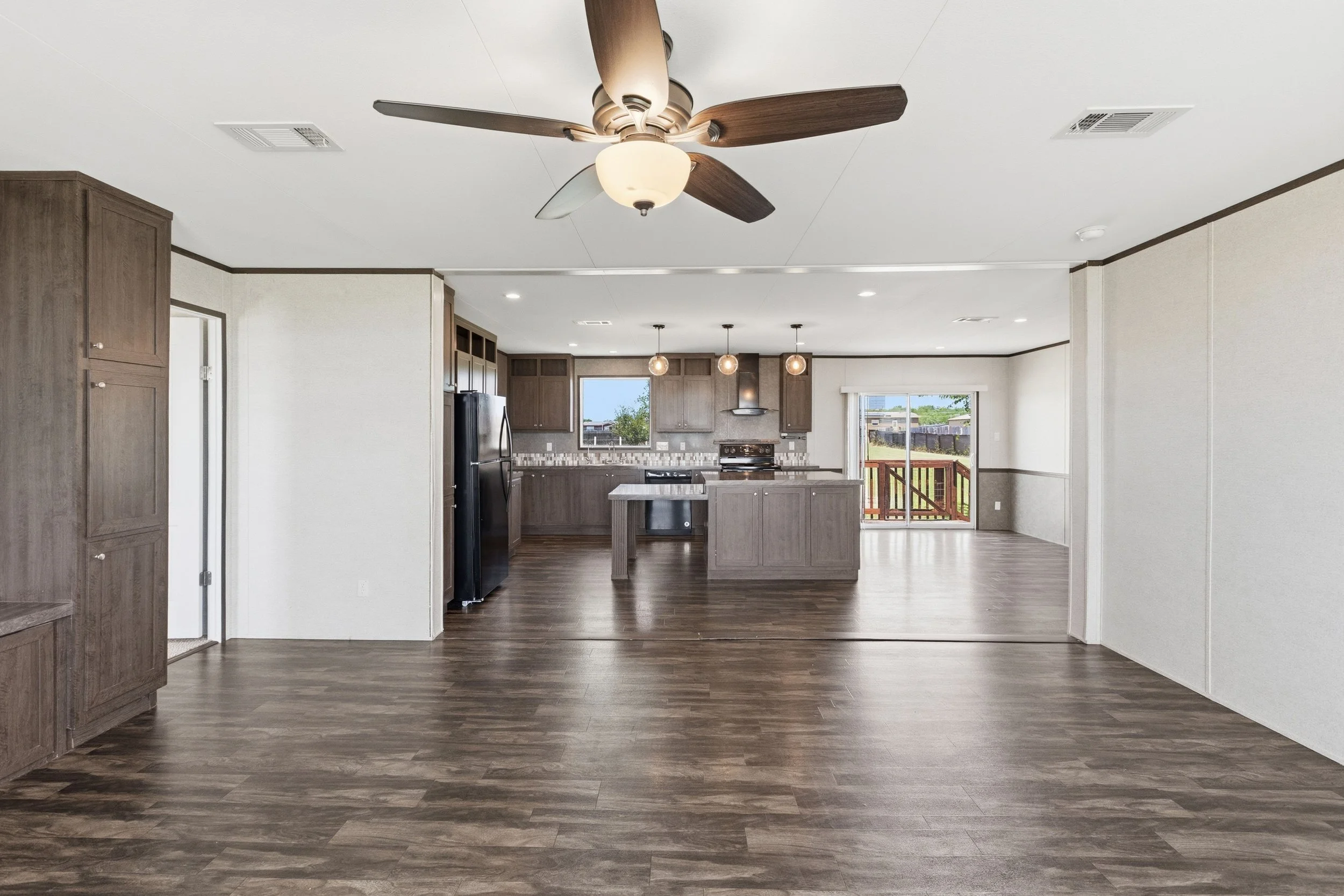 Home-0099.jpg