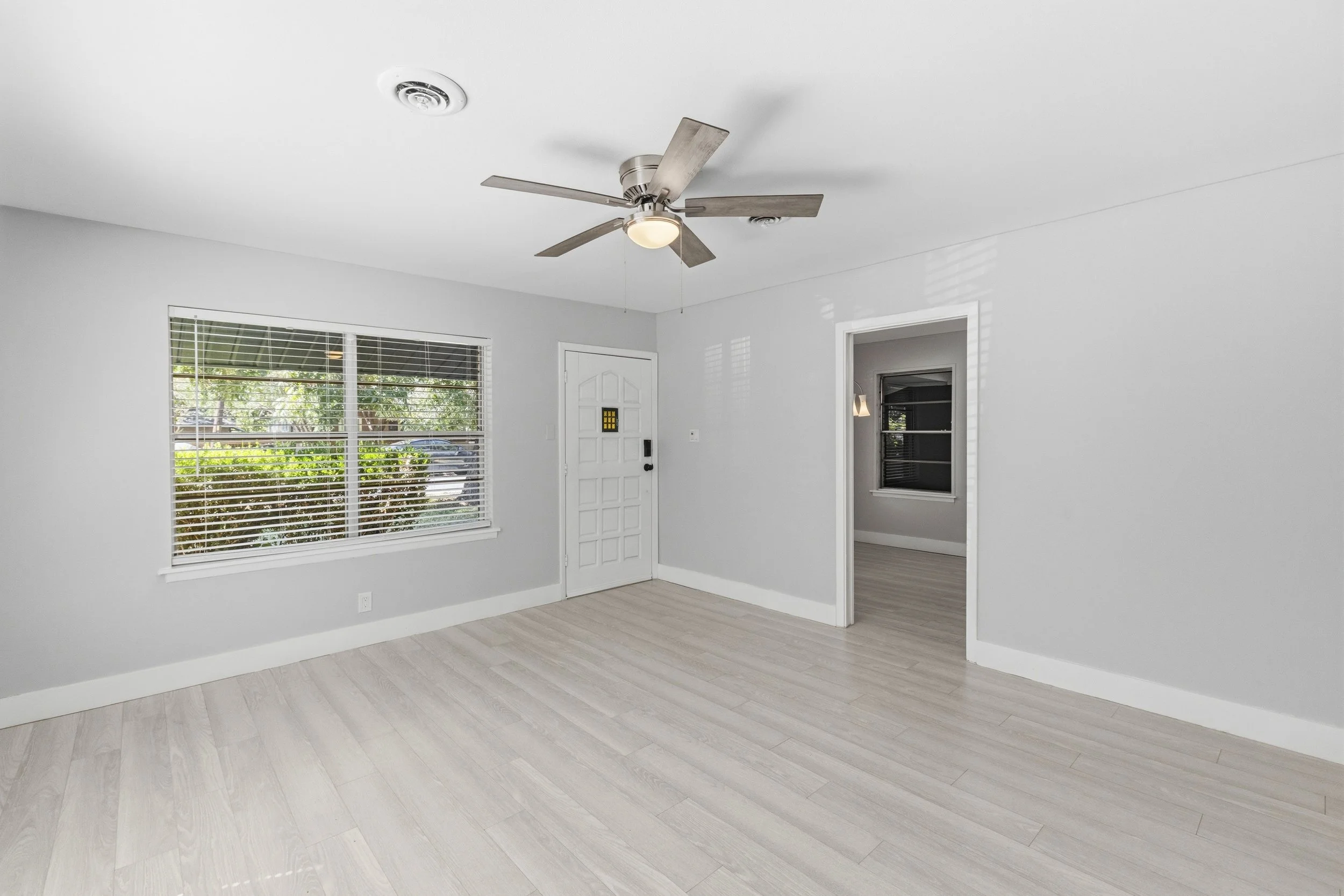 Home-0199.jpg
