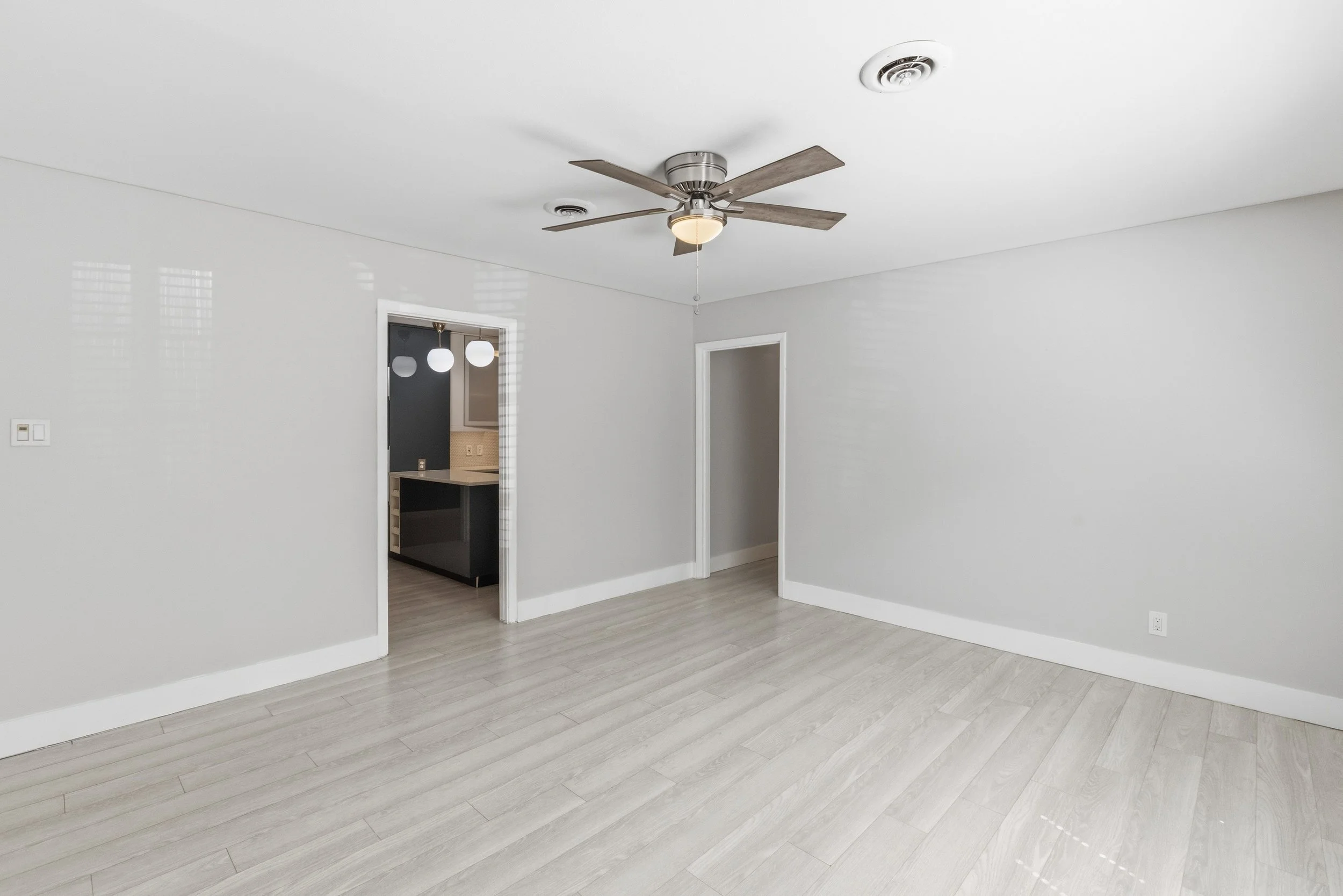 Home-0204.jpg