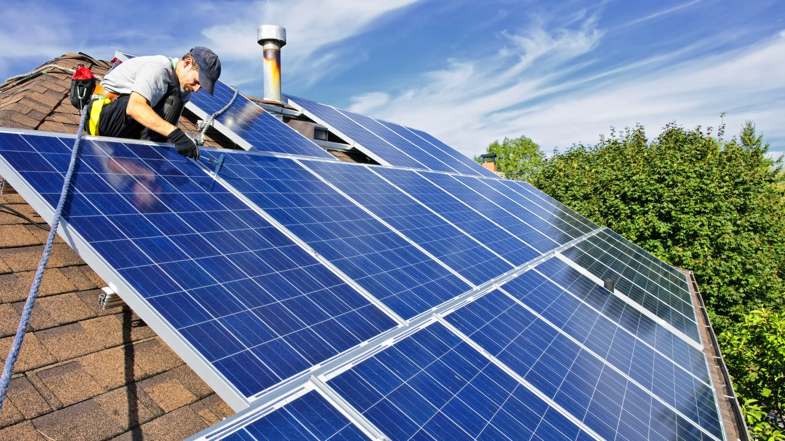 What Homeowners Should Know Before Installing Solar Panels