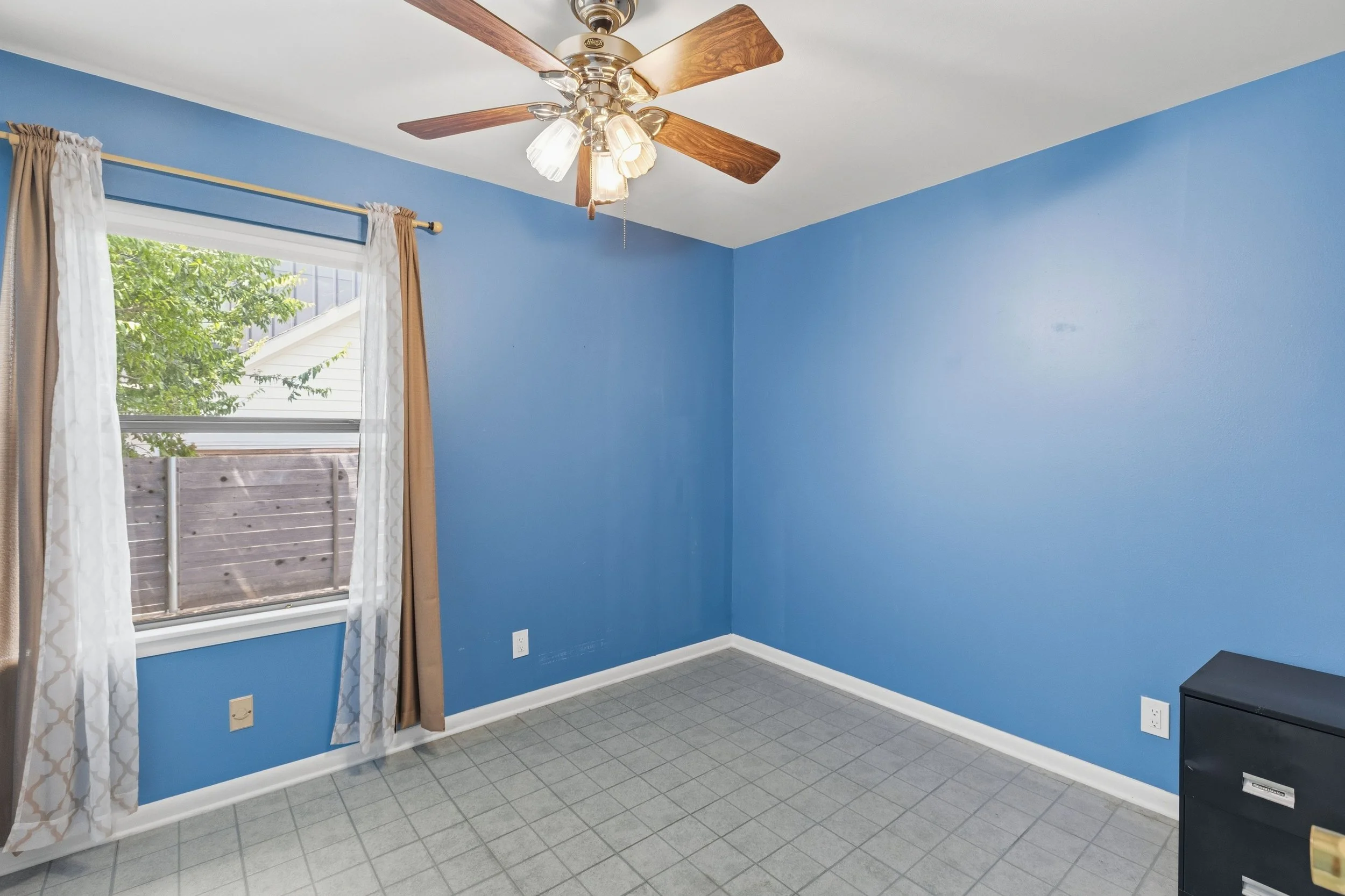 Home-4992.jpg