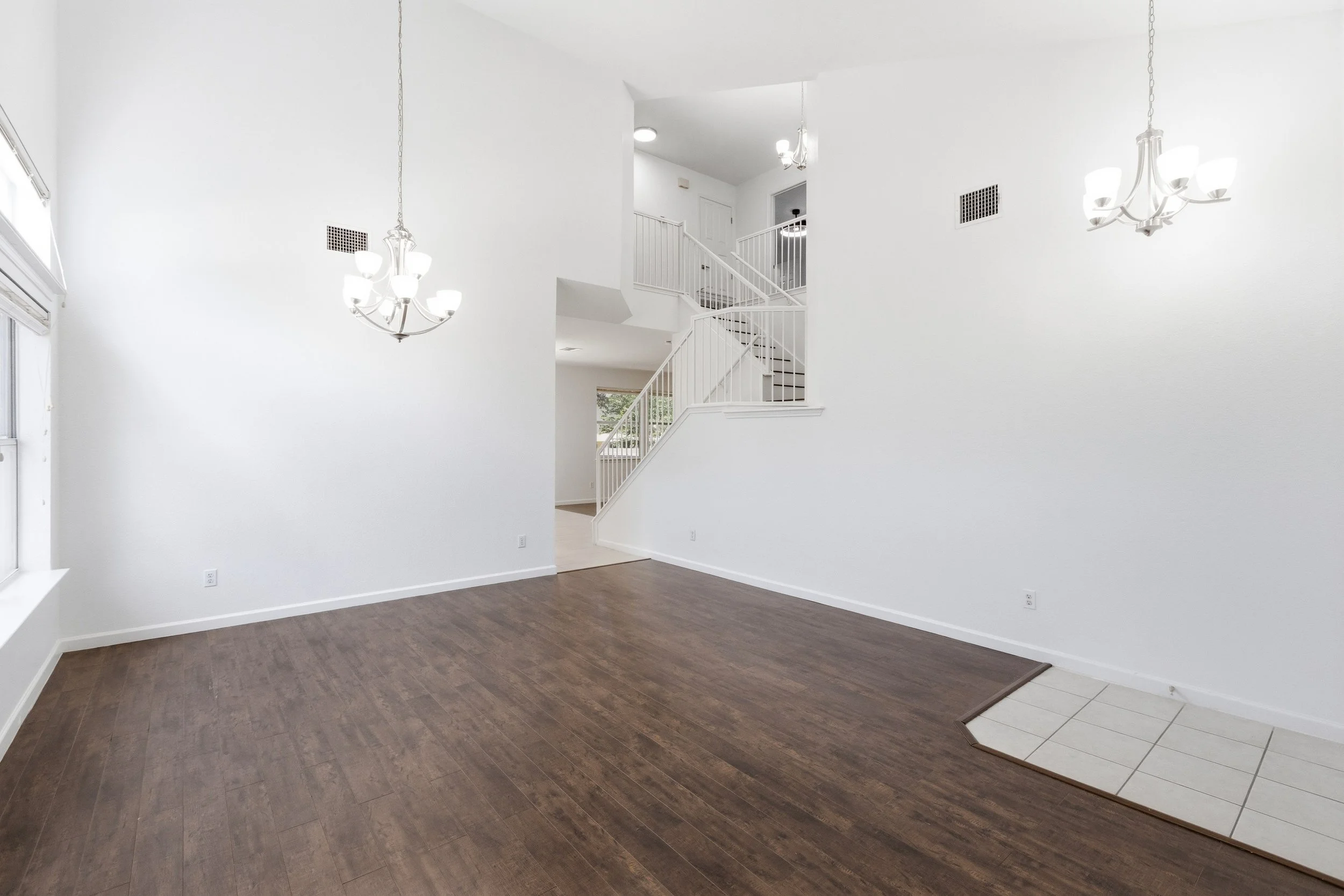 Home-7881.jpg