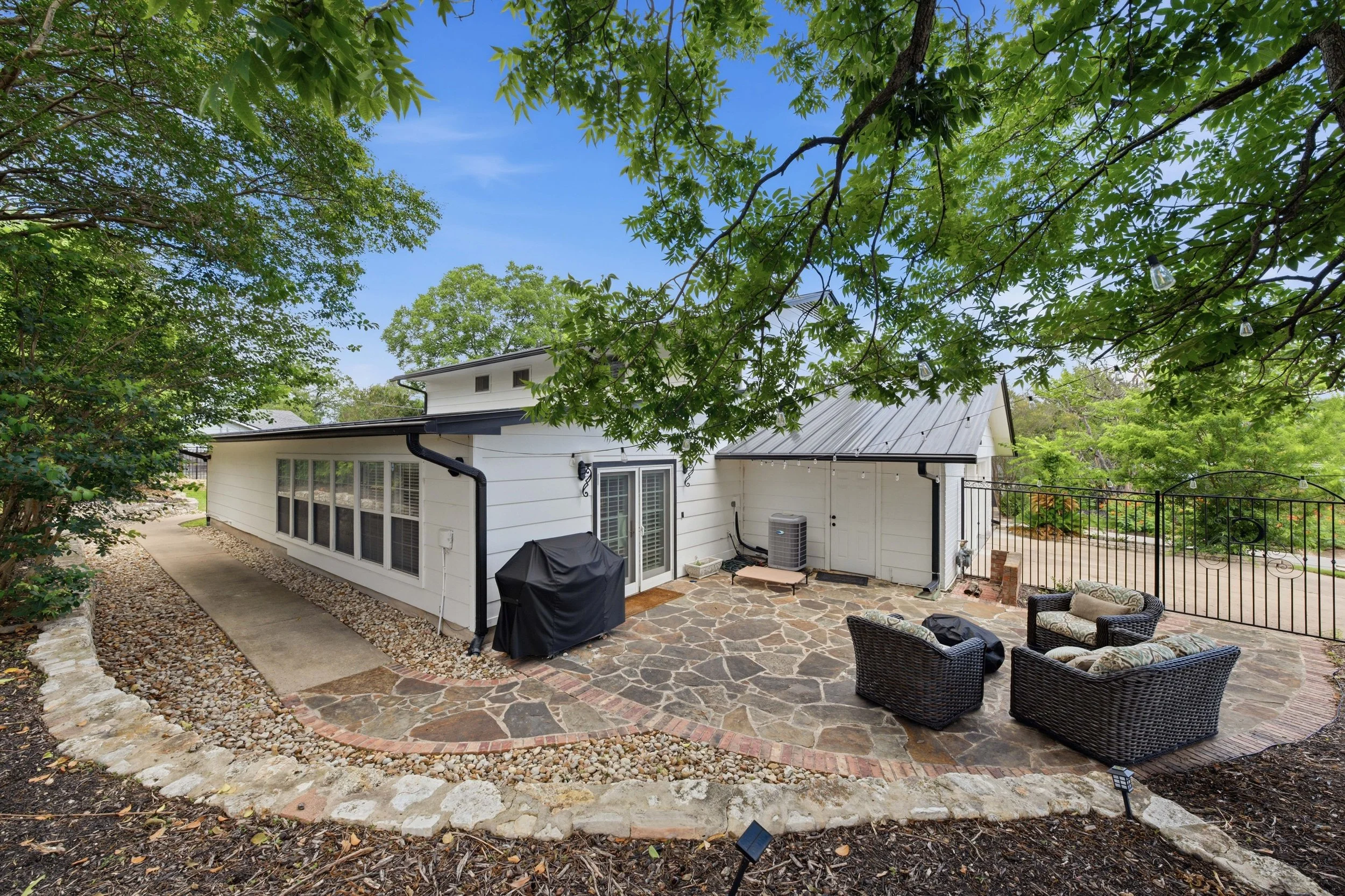 Home-500584.jpg