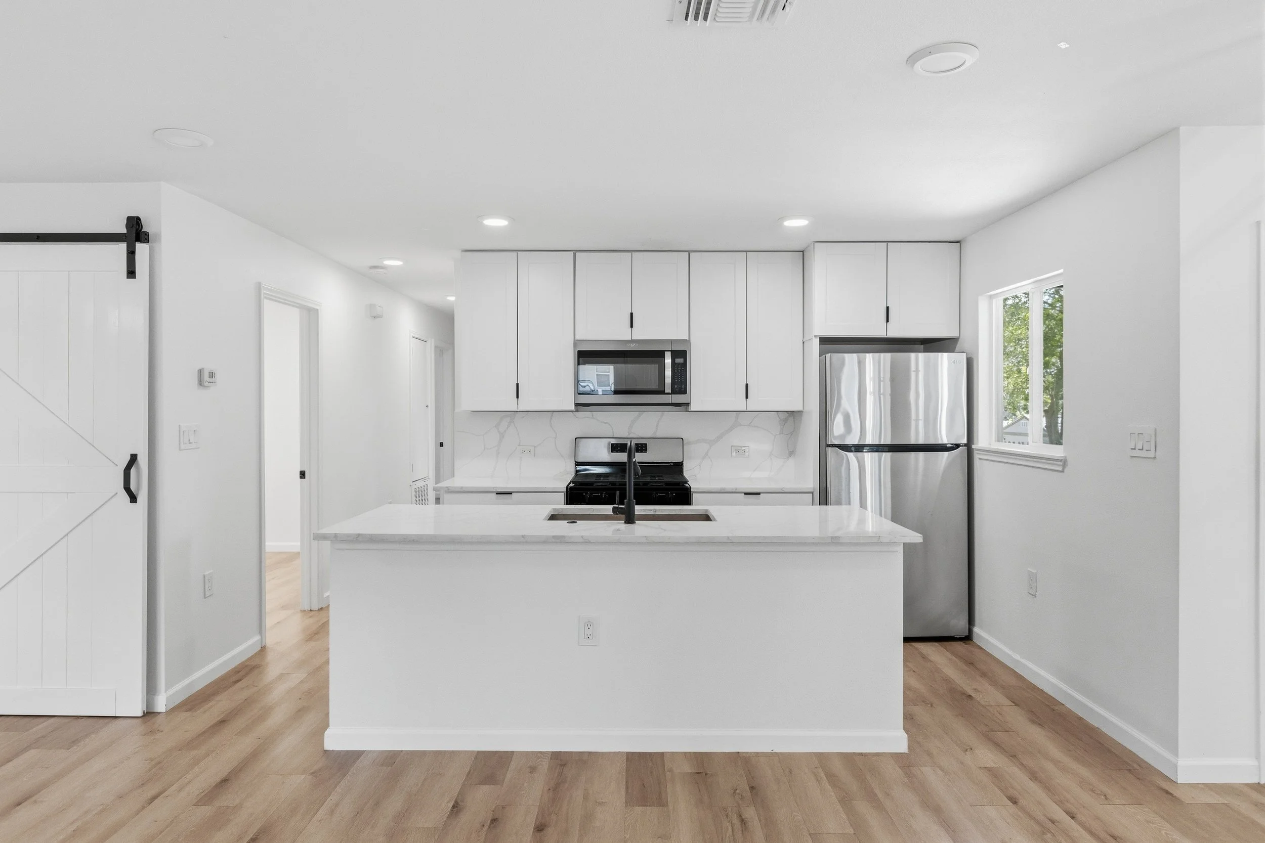 Home-2422.jpg