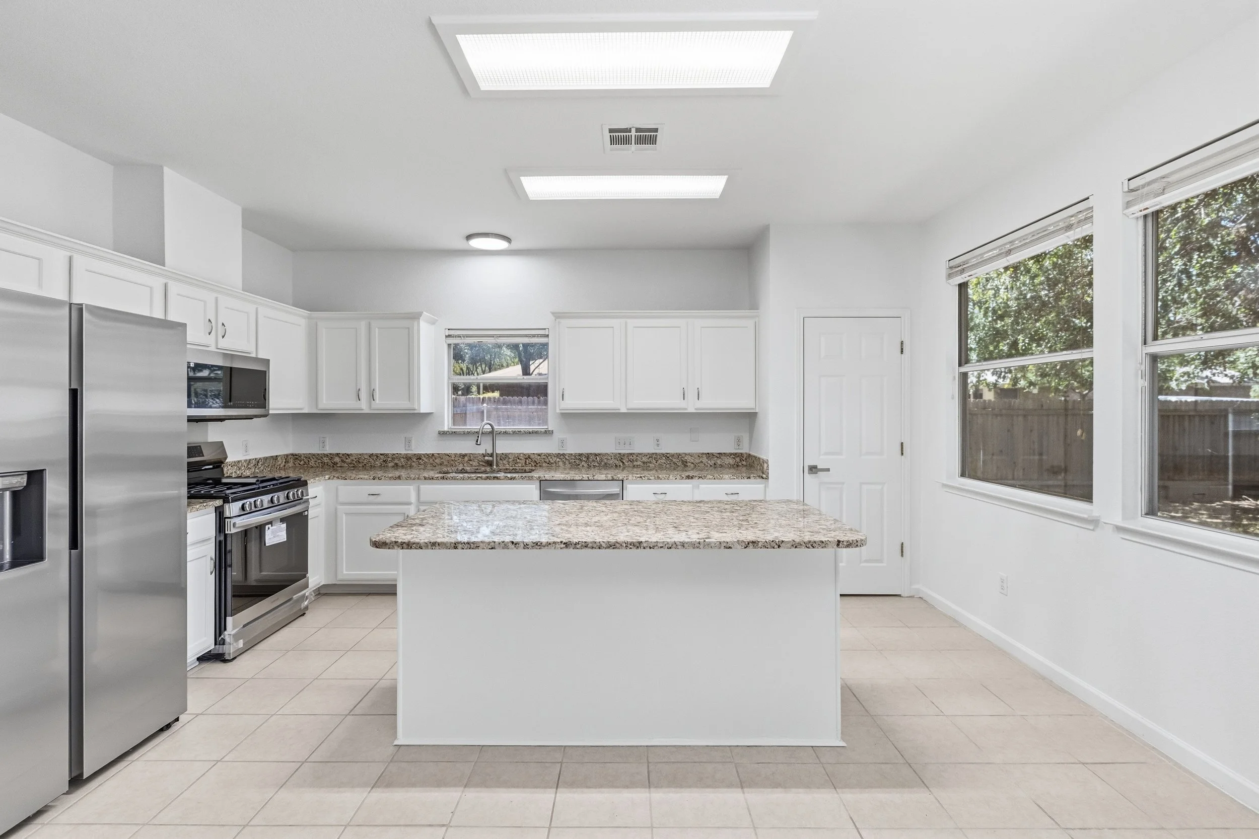 Home-7916.jpg