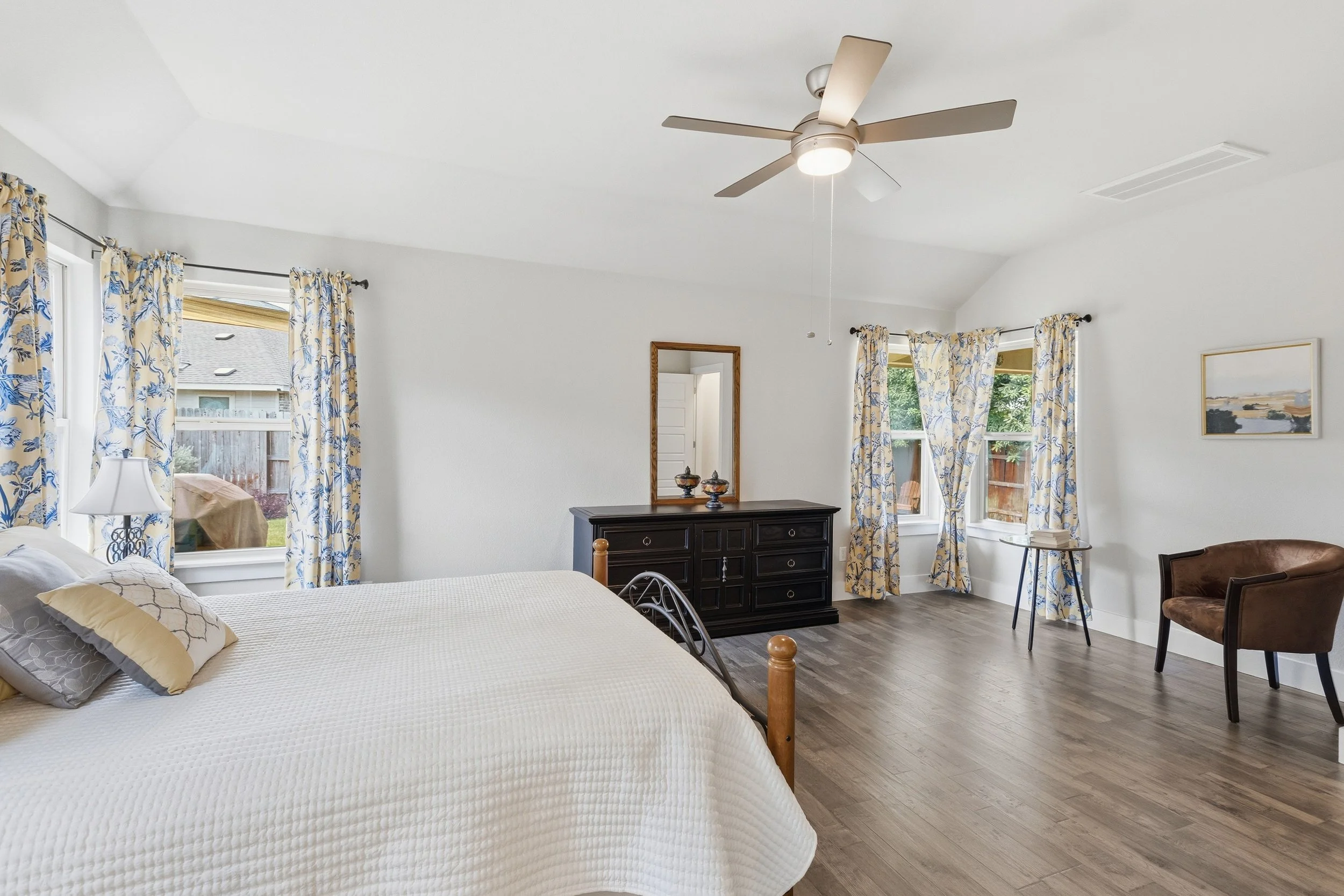Home-3402.jpg