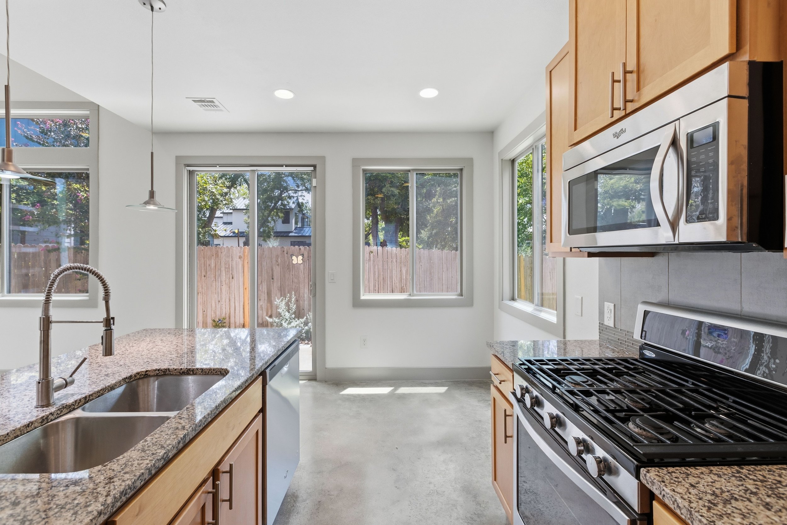 Home-2973.jpg