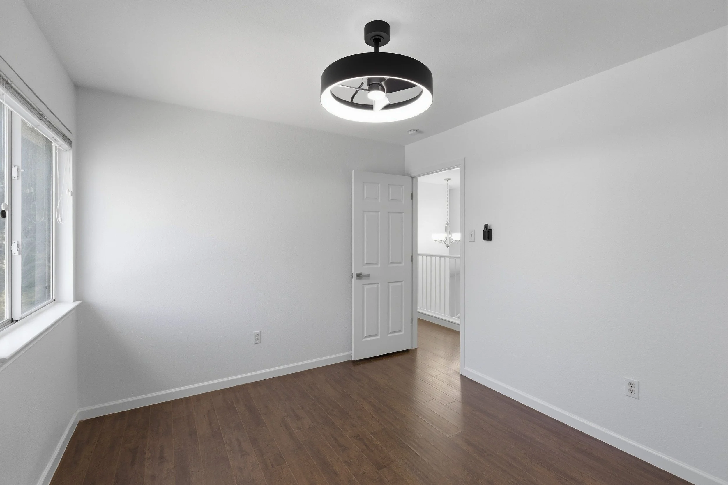 Home-8116.jpg