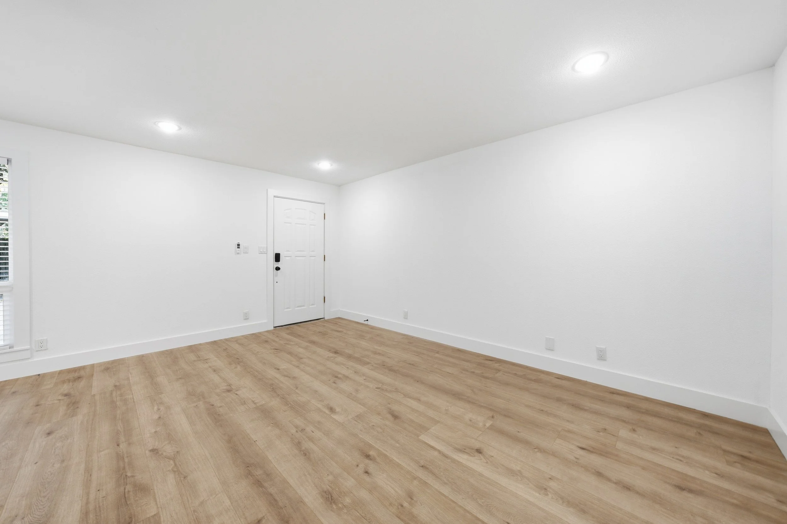 Home-500008.jpg