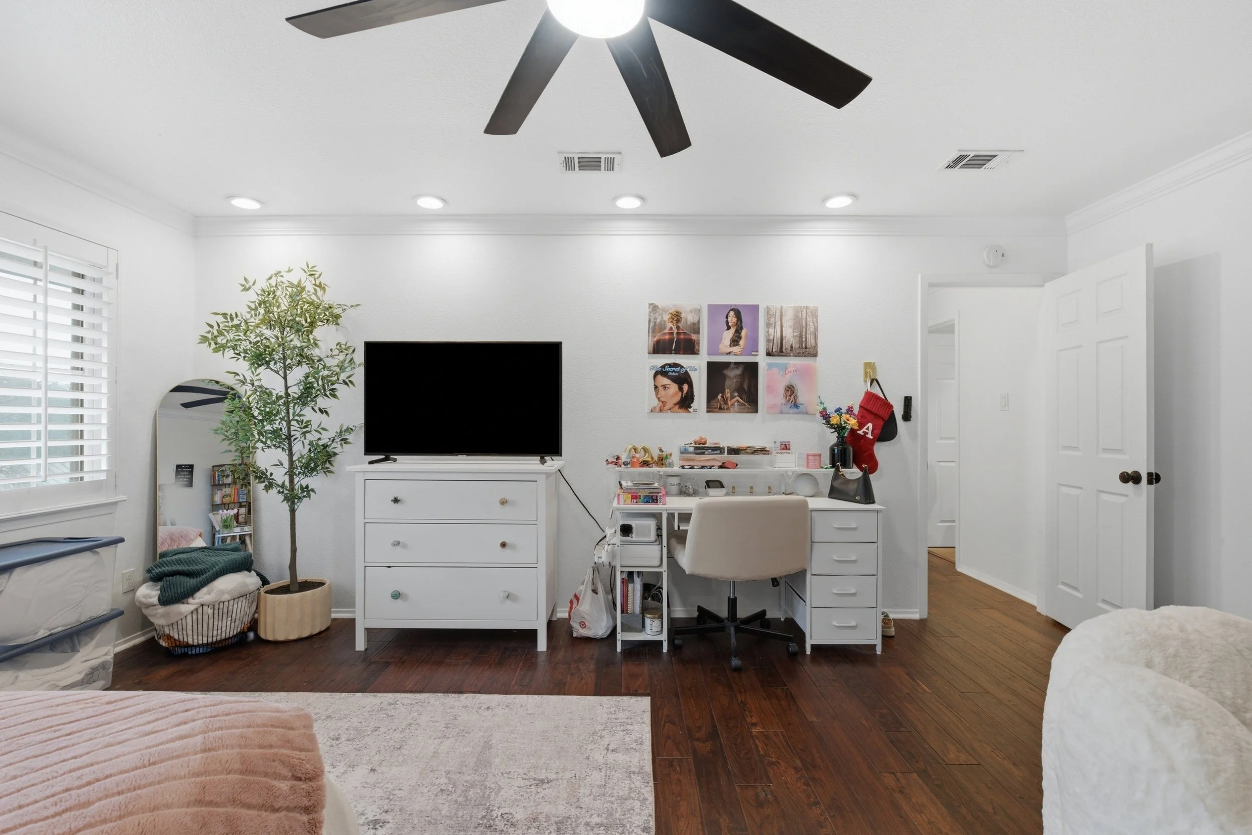 Home-500647.jpg