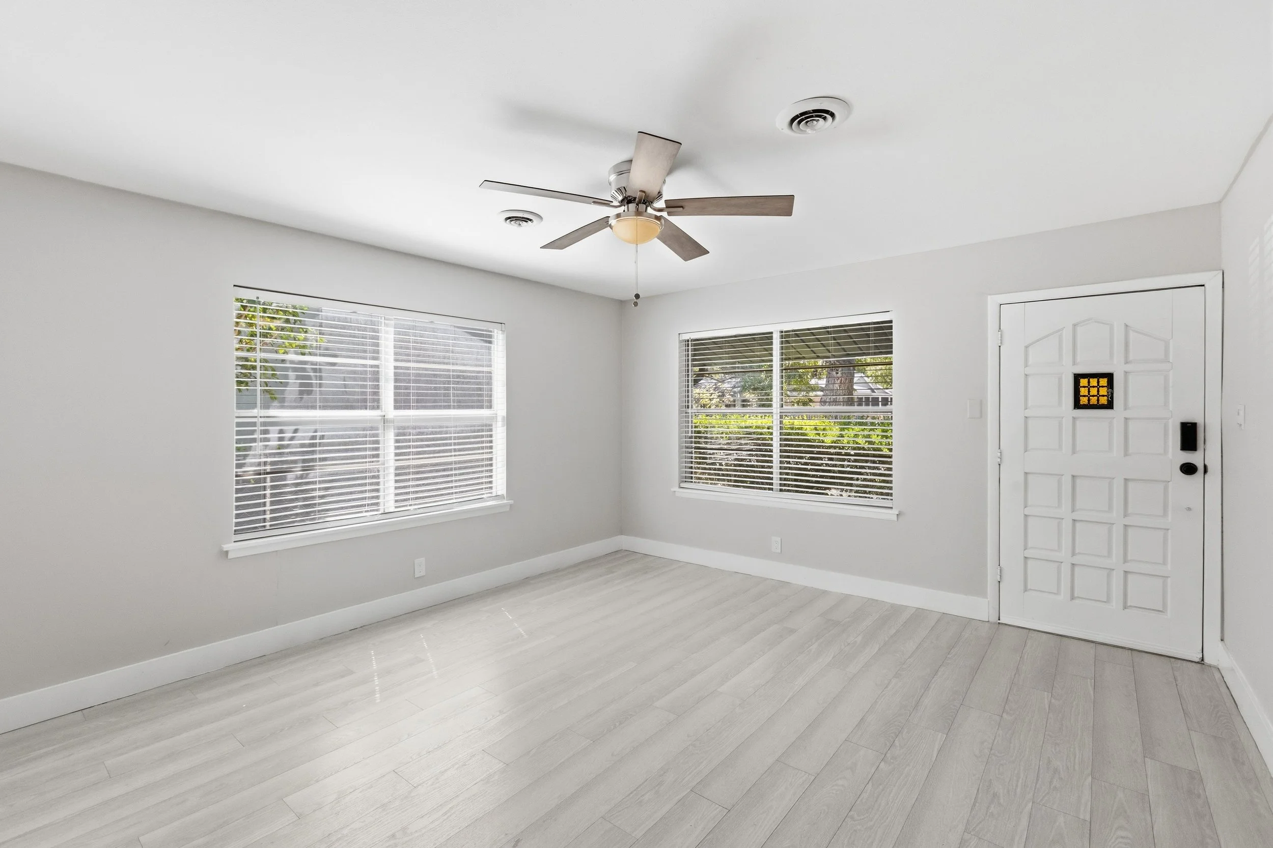Home-0194.jpg