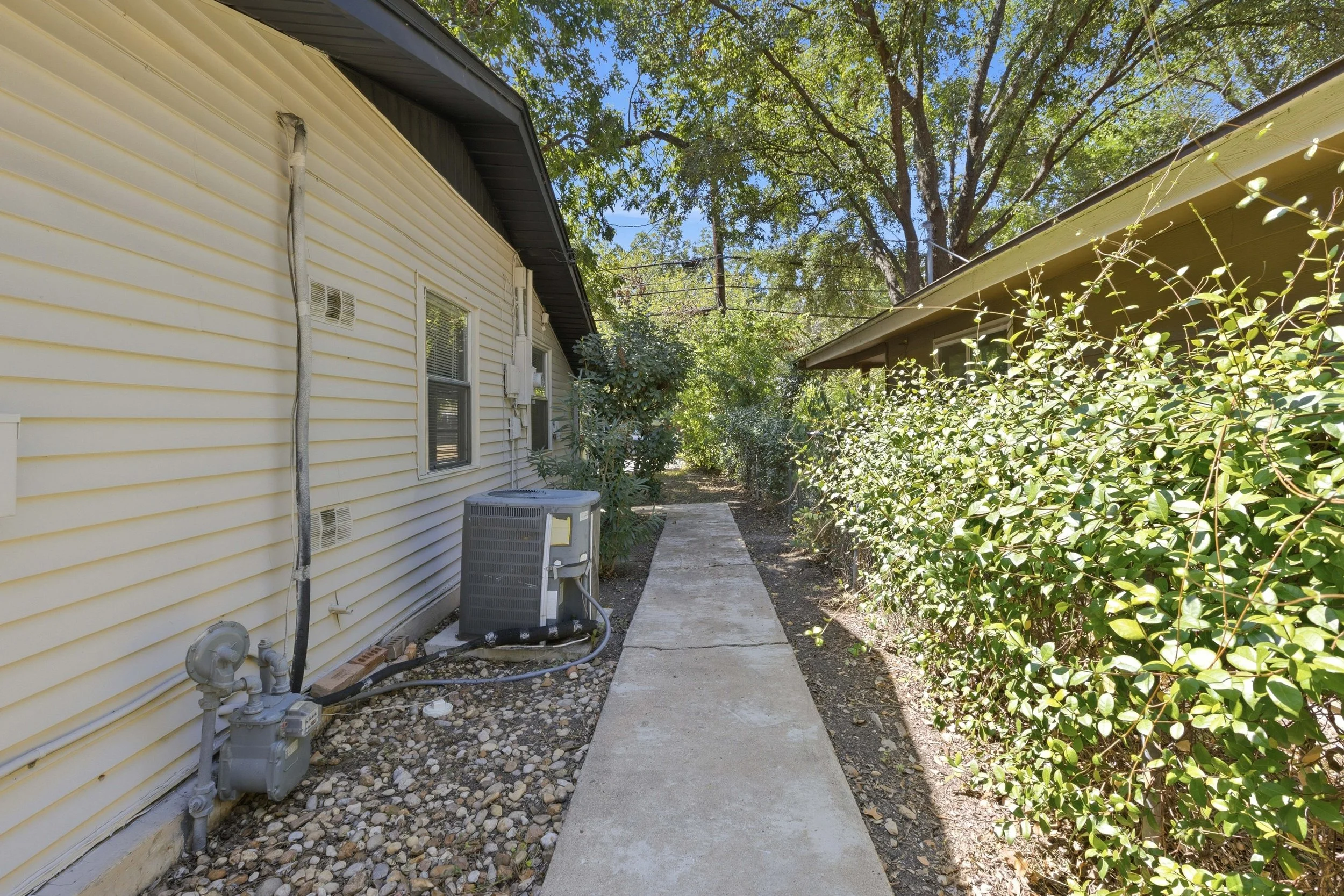 Home-0099.jpg