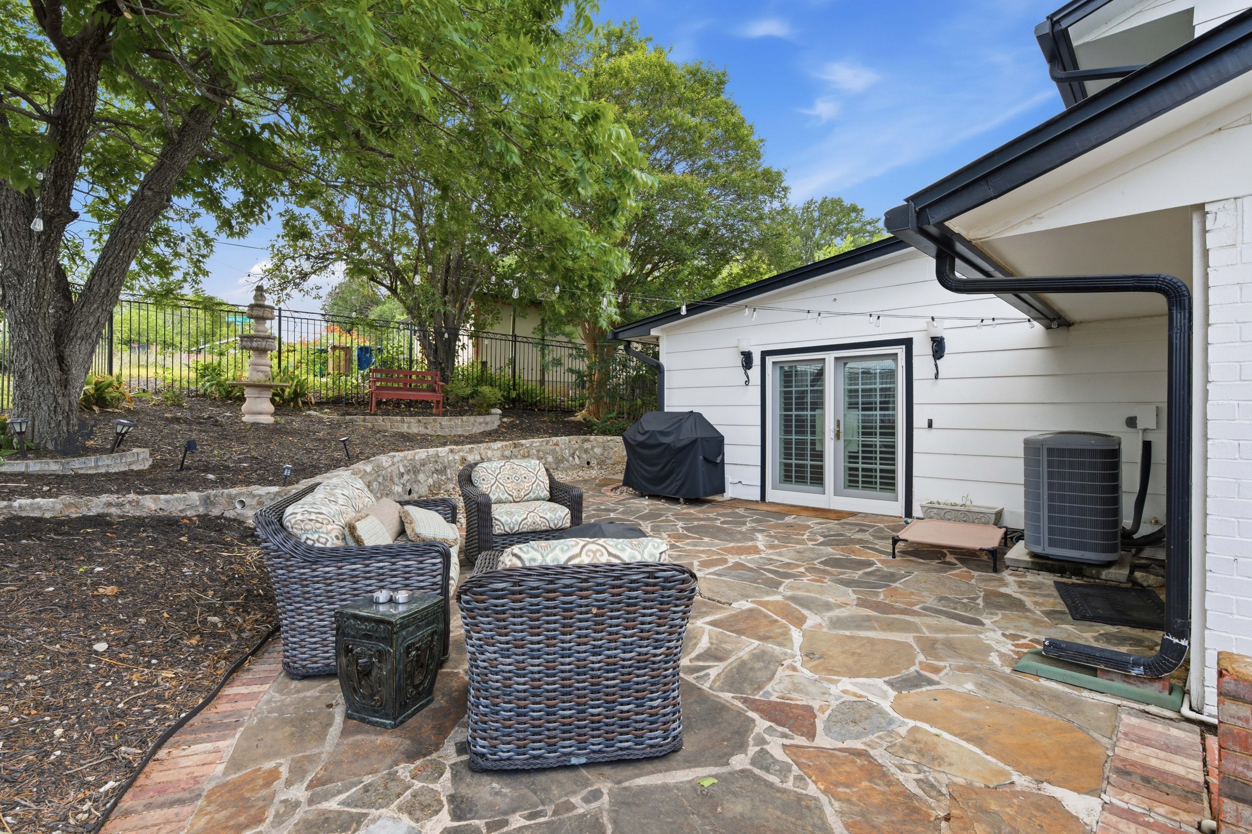 Home-500581.jpg