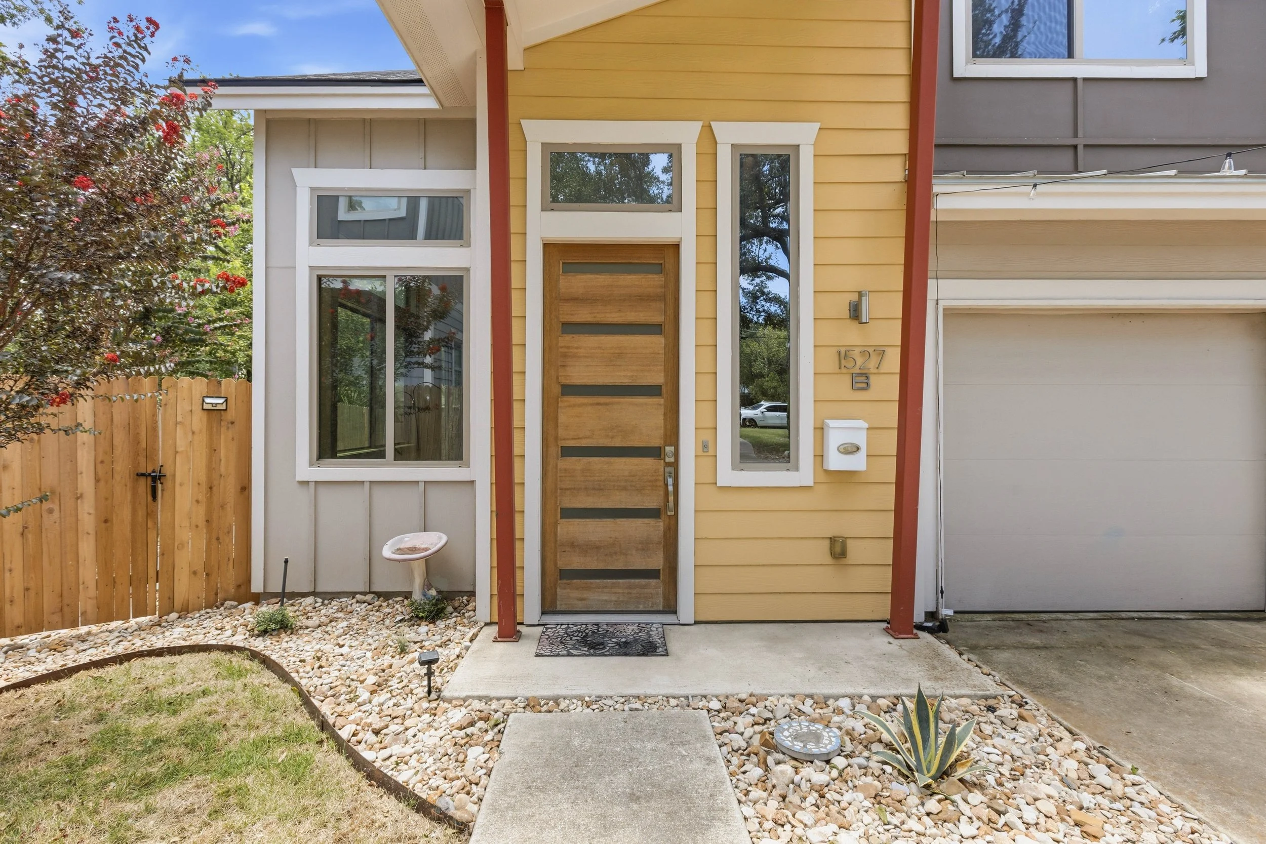 Home-3053.jpg